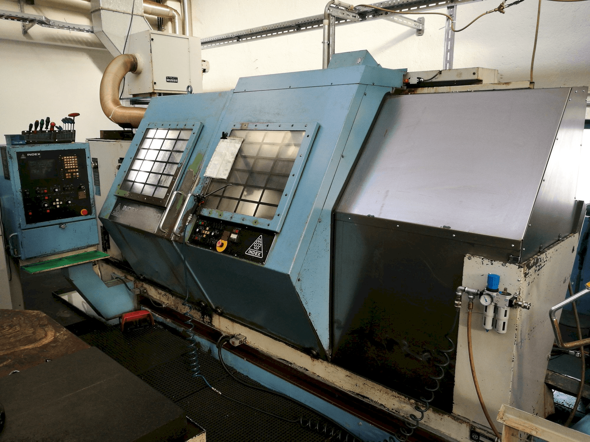Index GU 1500-maskinen framifrån