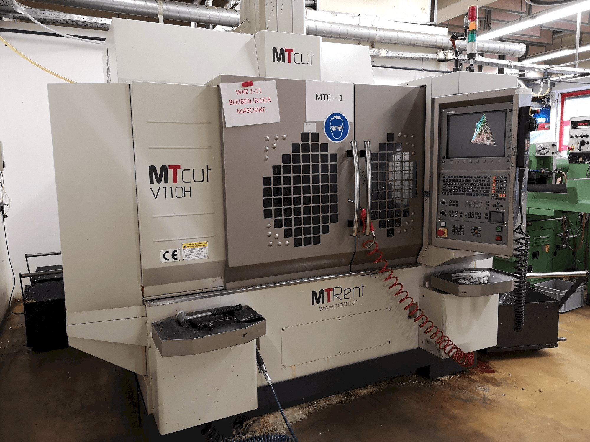 MT Cut V110H-maskinen framifrån