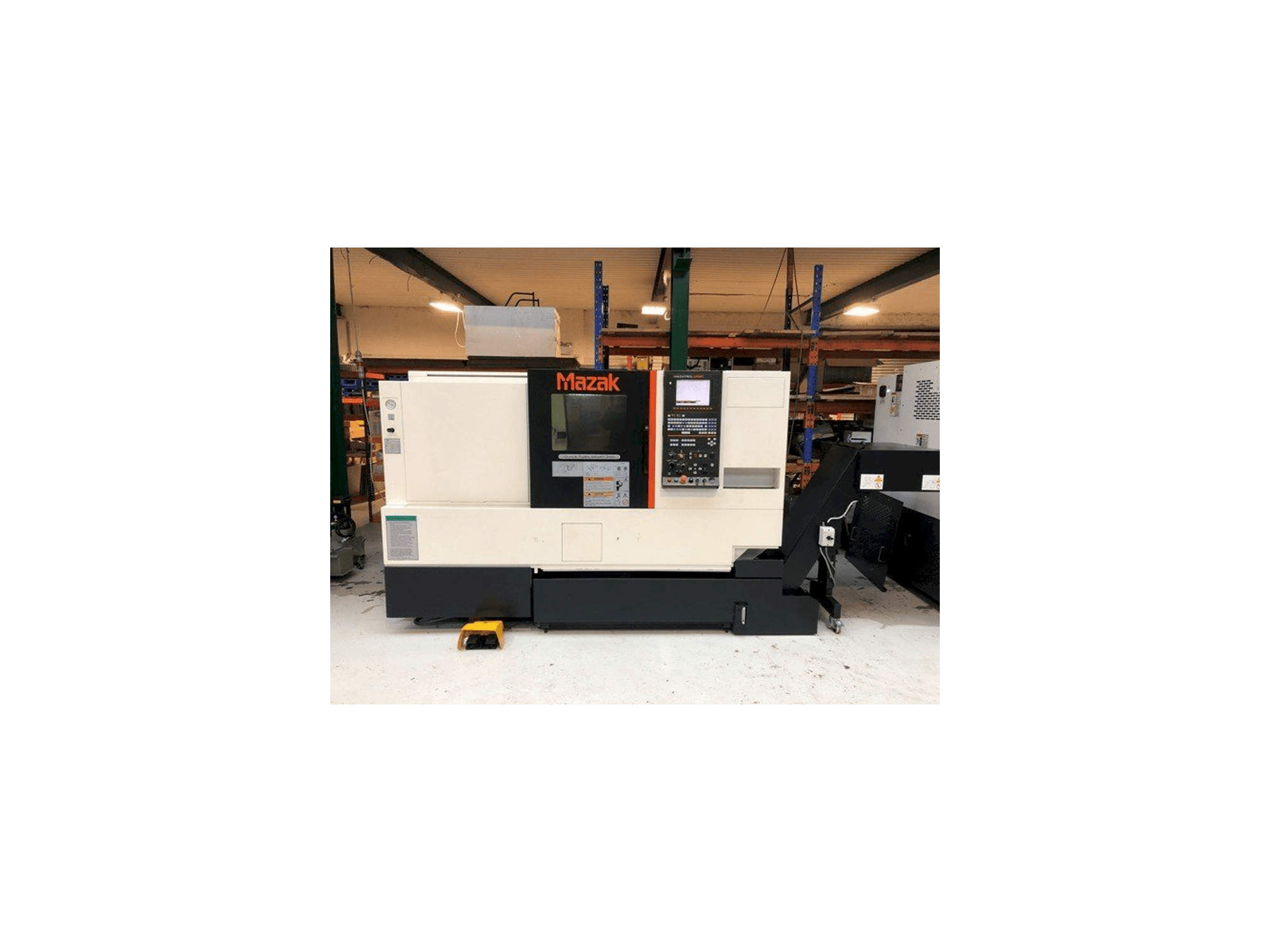 Mazak Quick Turn Smart 200-maskinen framifrån