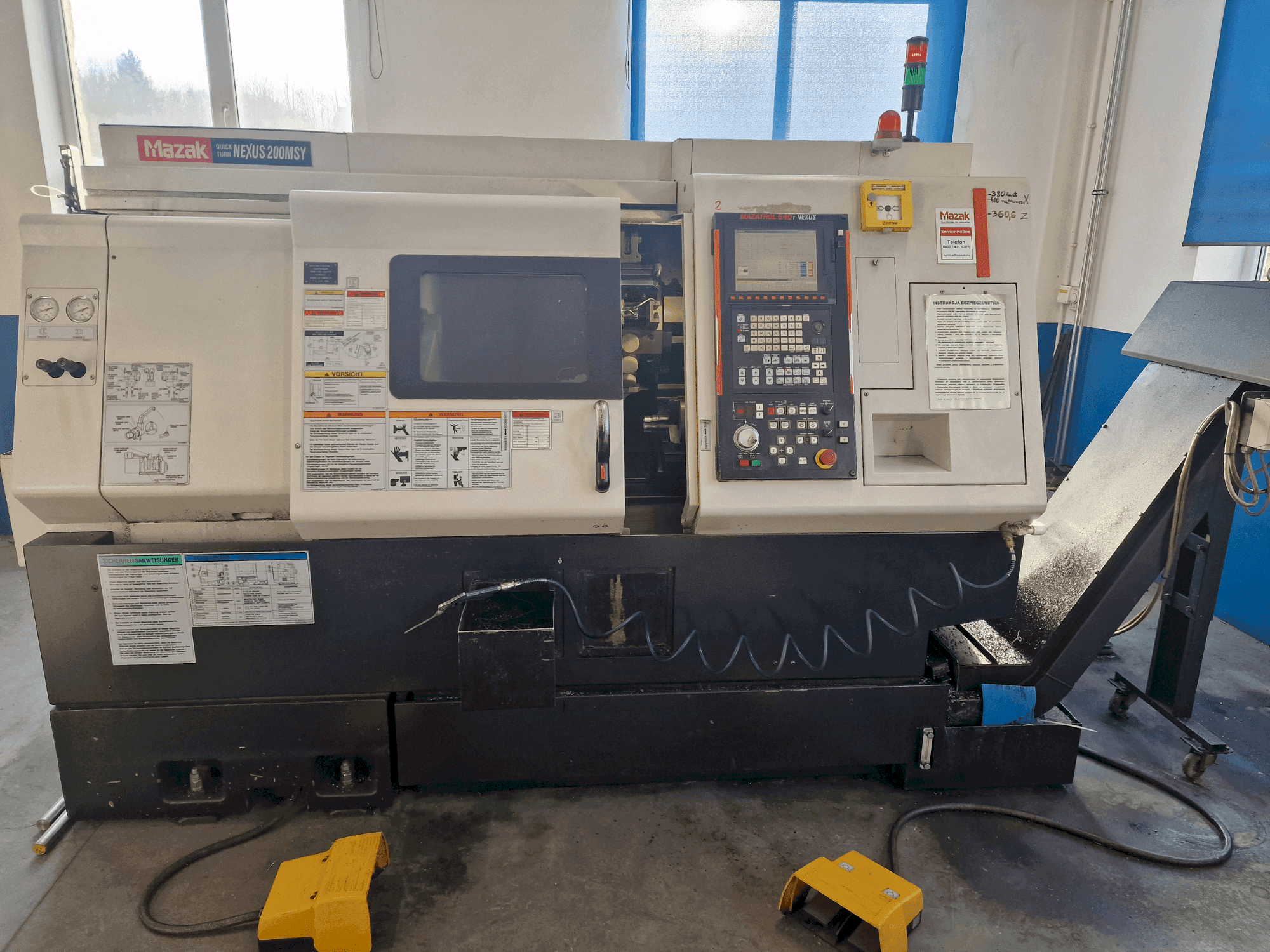 Mazak QTN-200MSY-maskinen framifrån