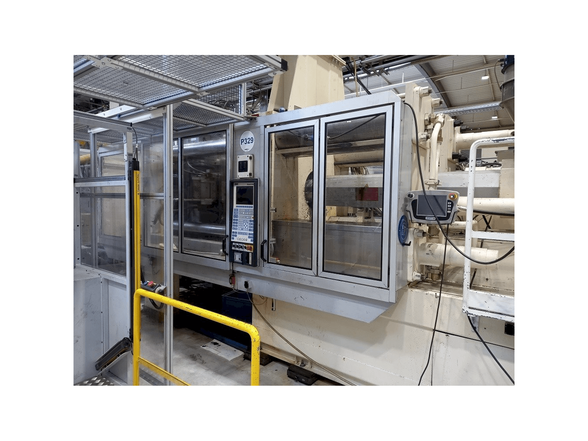 Krauss Maffei 500 H 3500 C1-maskinen framifrån