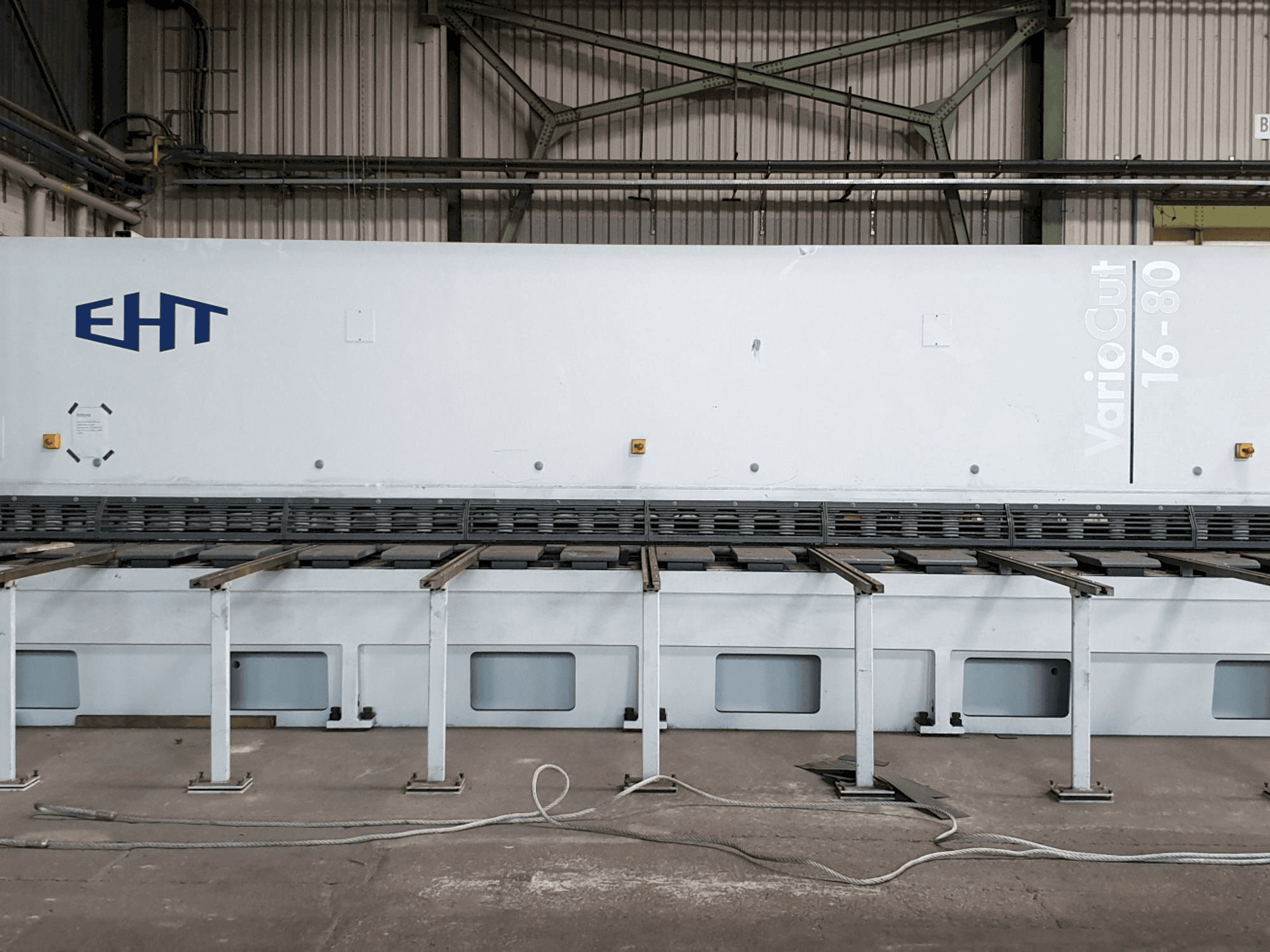 EHT VarioCut 16-80-maskinen framifrån