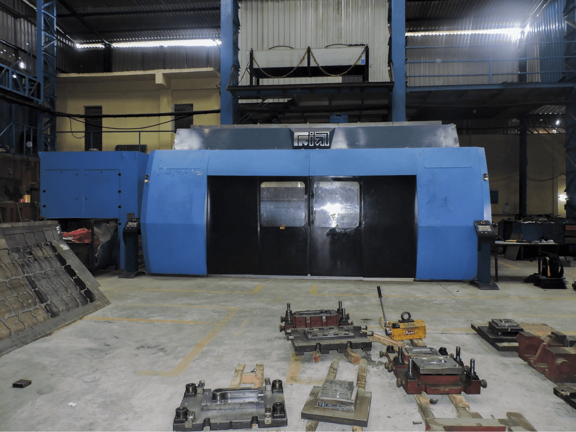 Prima Power-maskinen framifrånRAPIDO