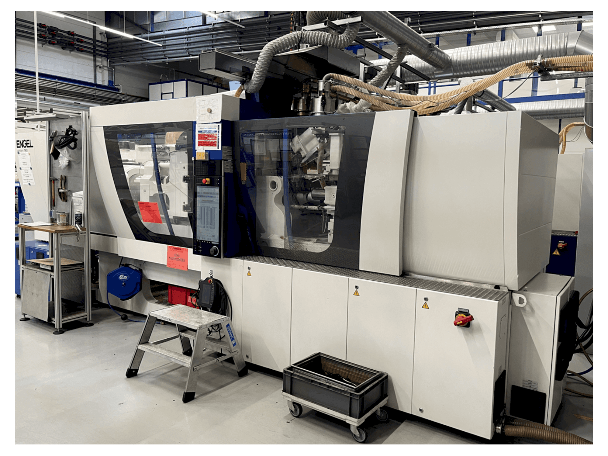 Engel Victory 200H 60W 180-maskinen framifrån