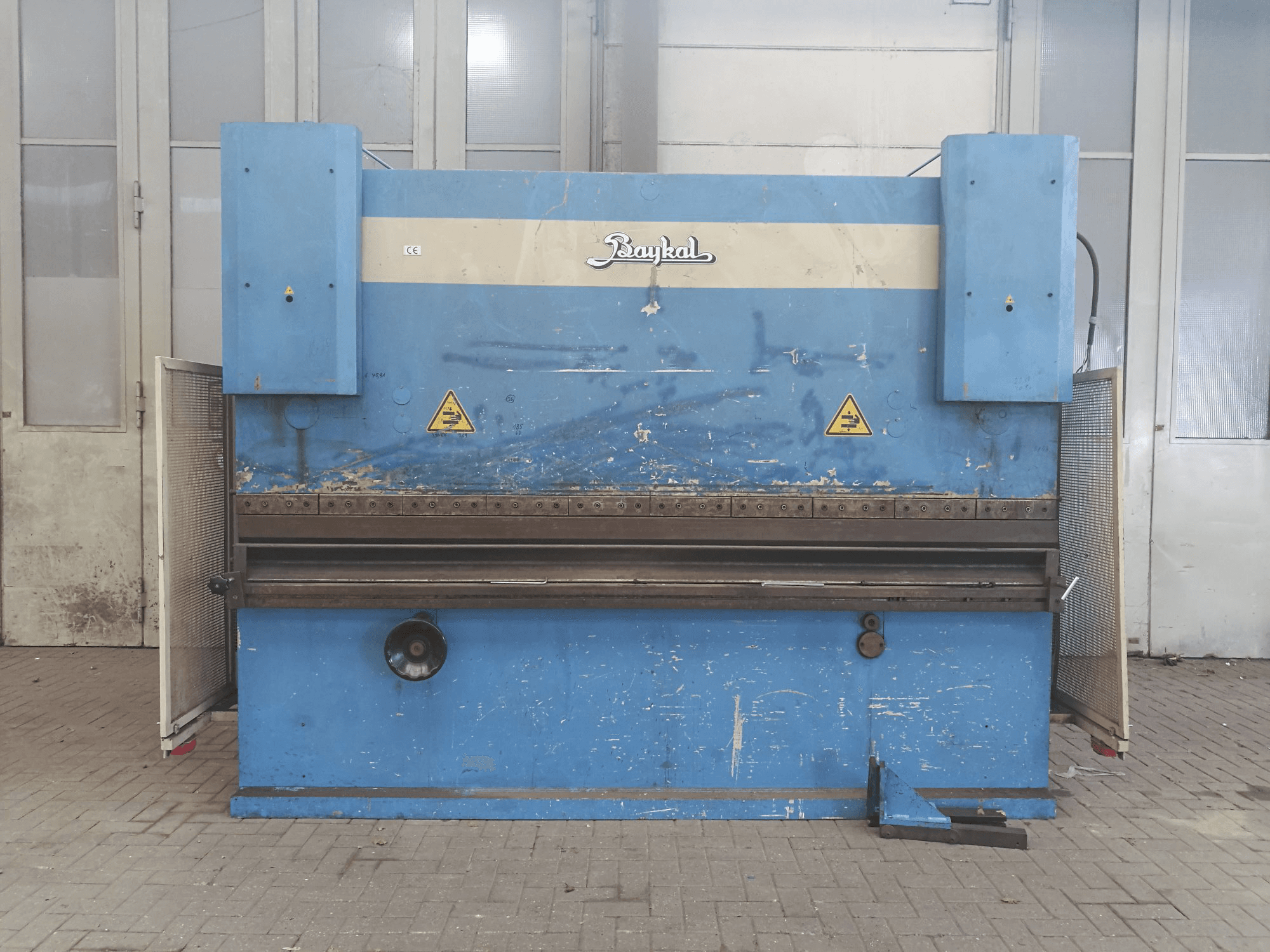 Baykal-maskinen framifrånAPH 3112x220