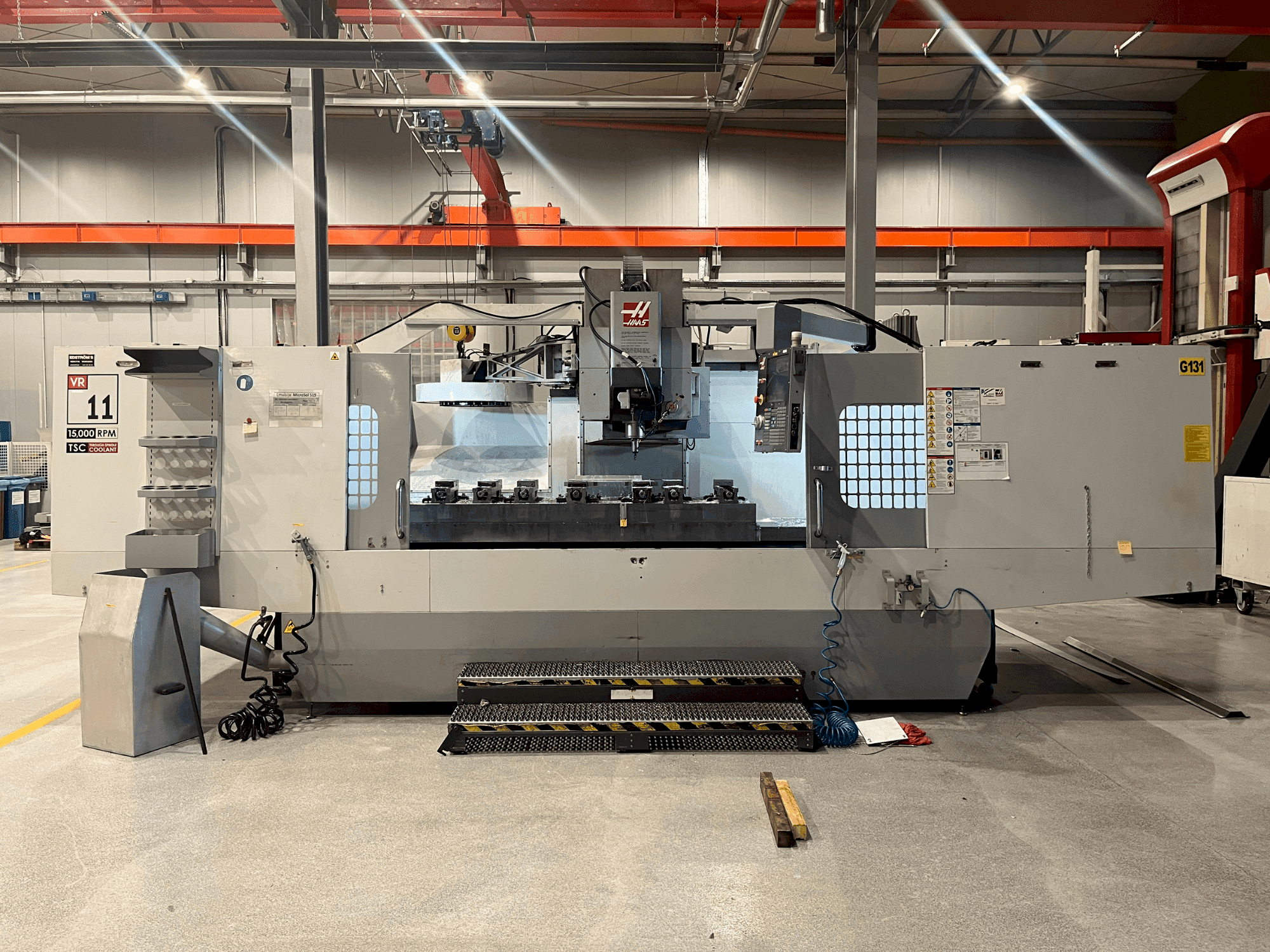 HAAS VR-11B-maskinen framifrån