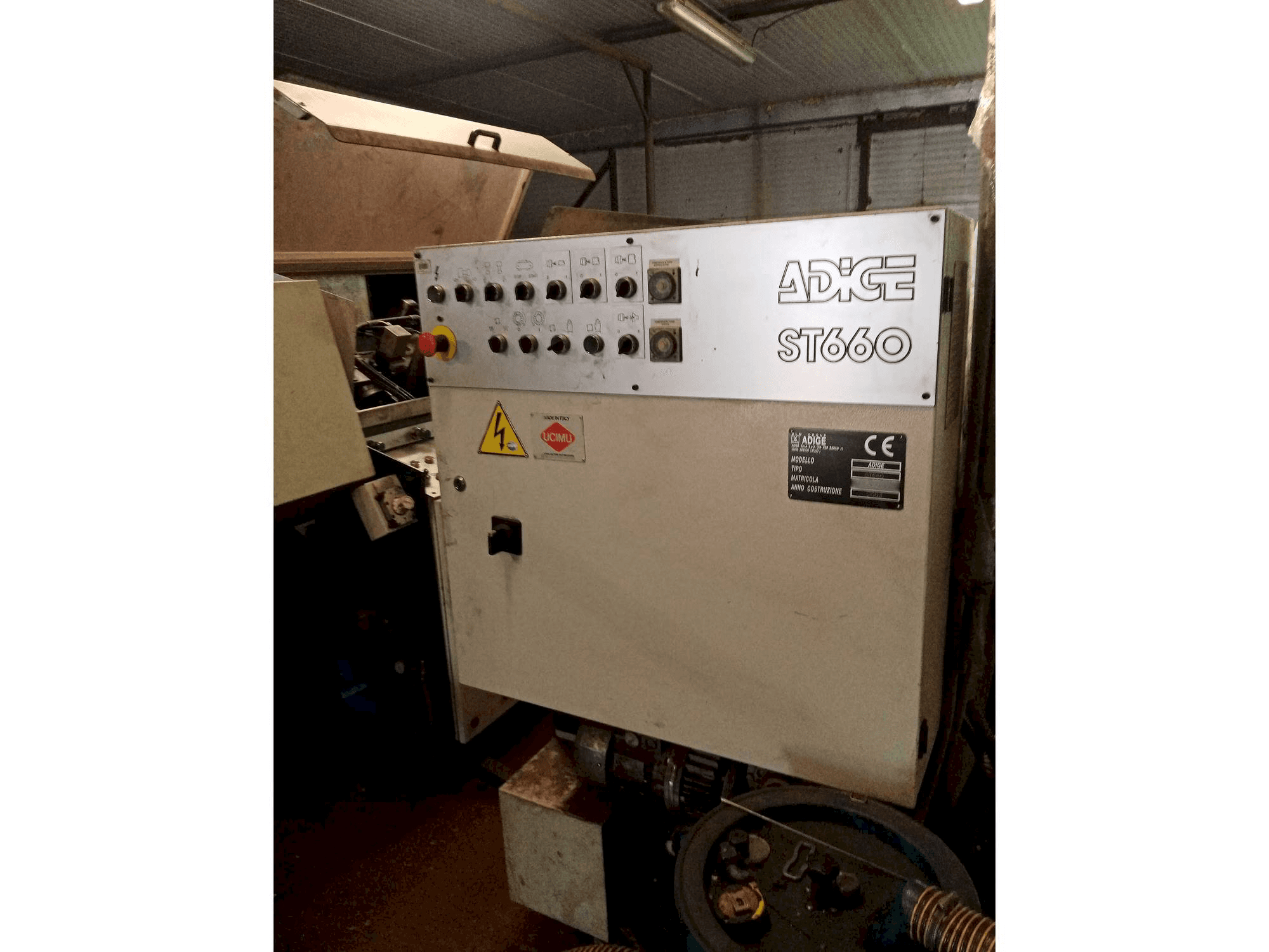 ADIGE TT640 ST660-maskinen framifrån