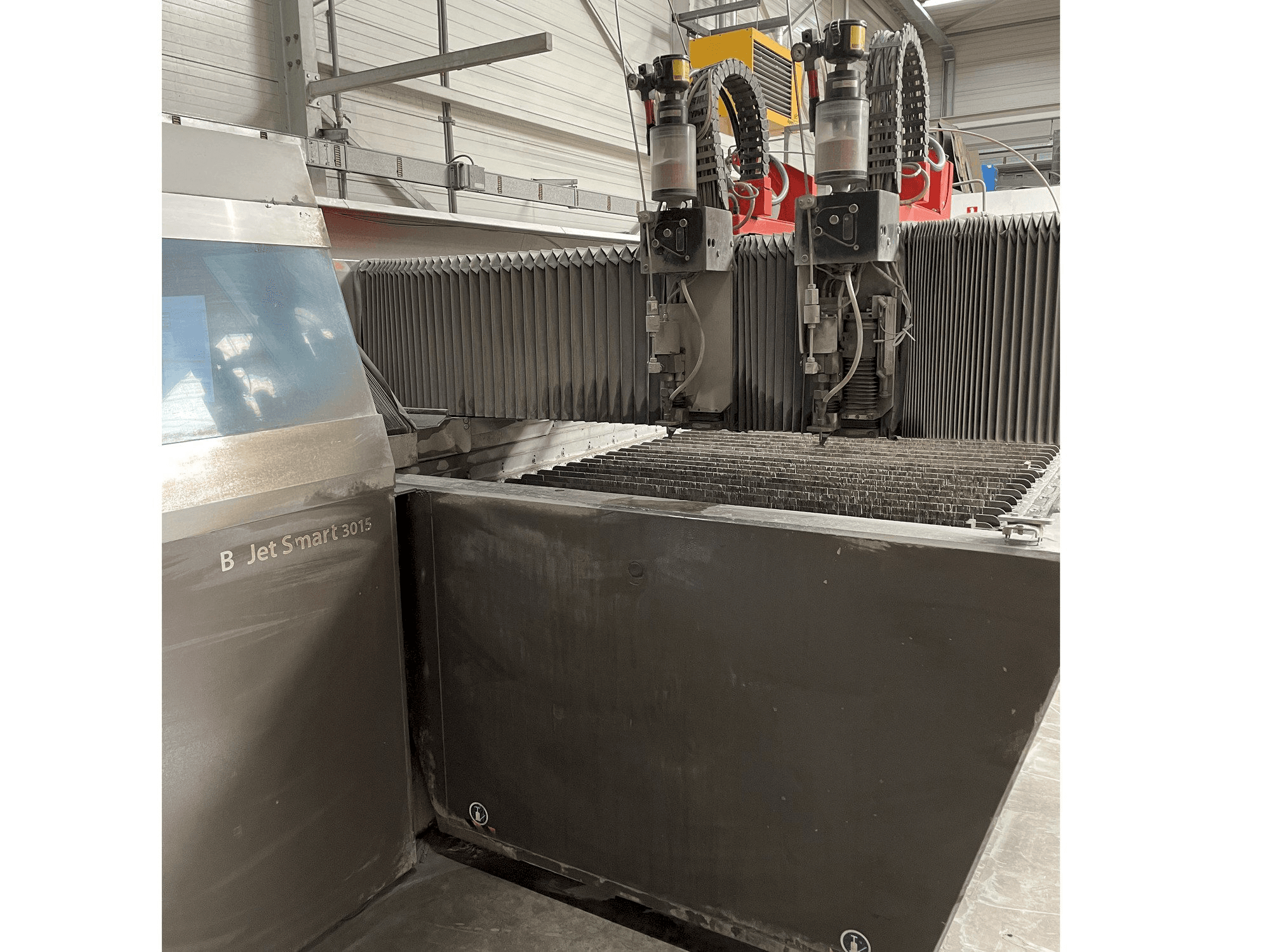 Bystronic ByJet Smart 3015-maskinen framifrån