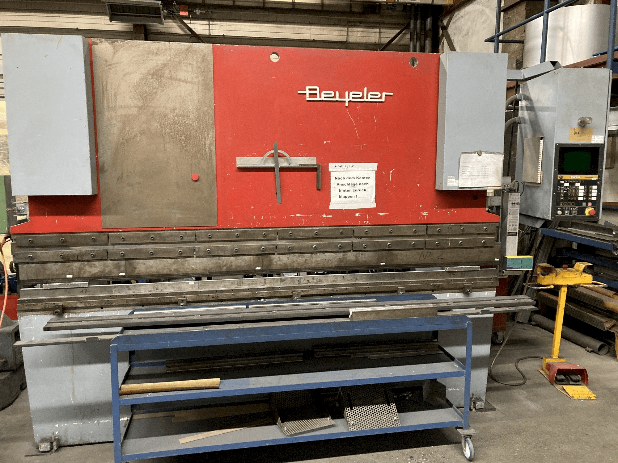 BEYELER M3-maskinen framifrån