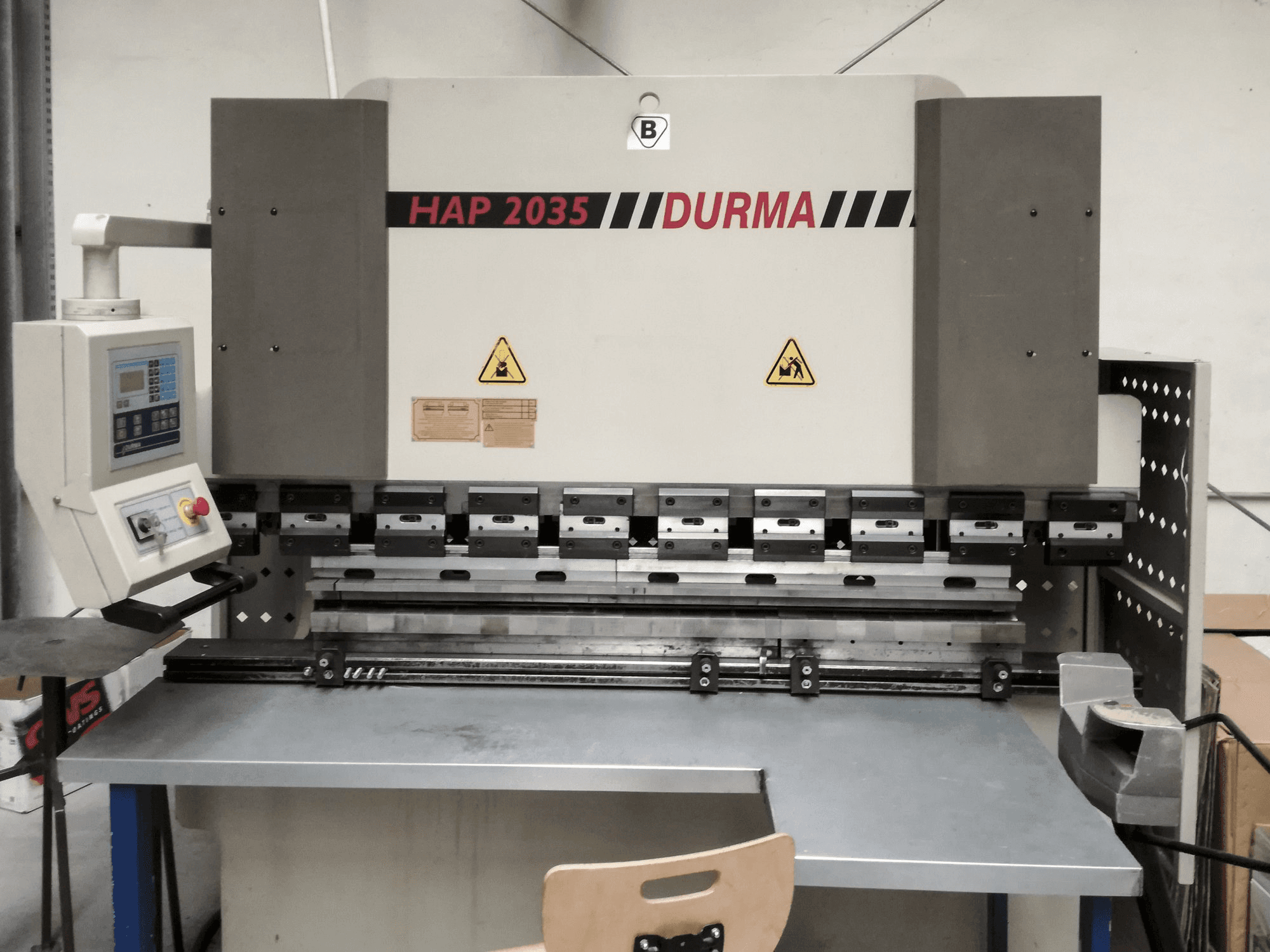 Durma-maskinen framifrånHAP 2035