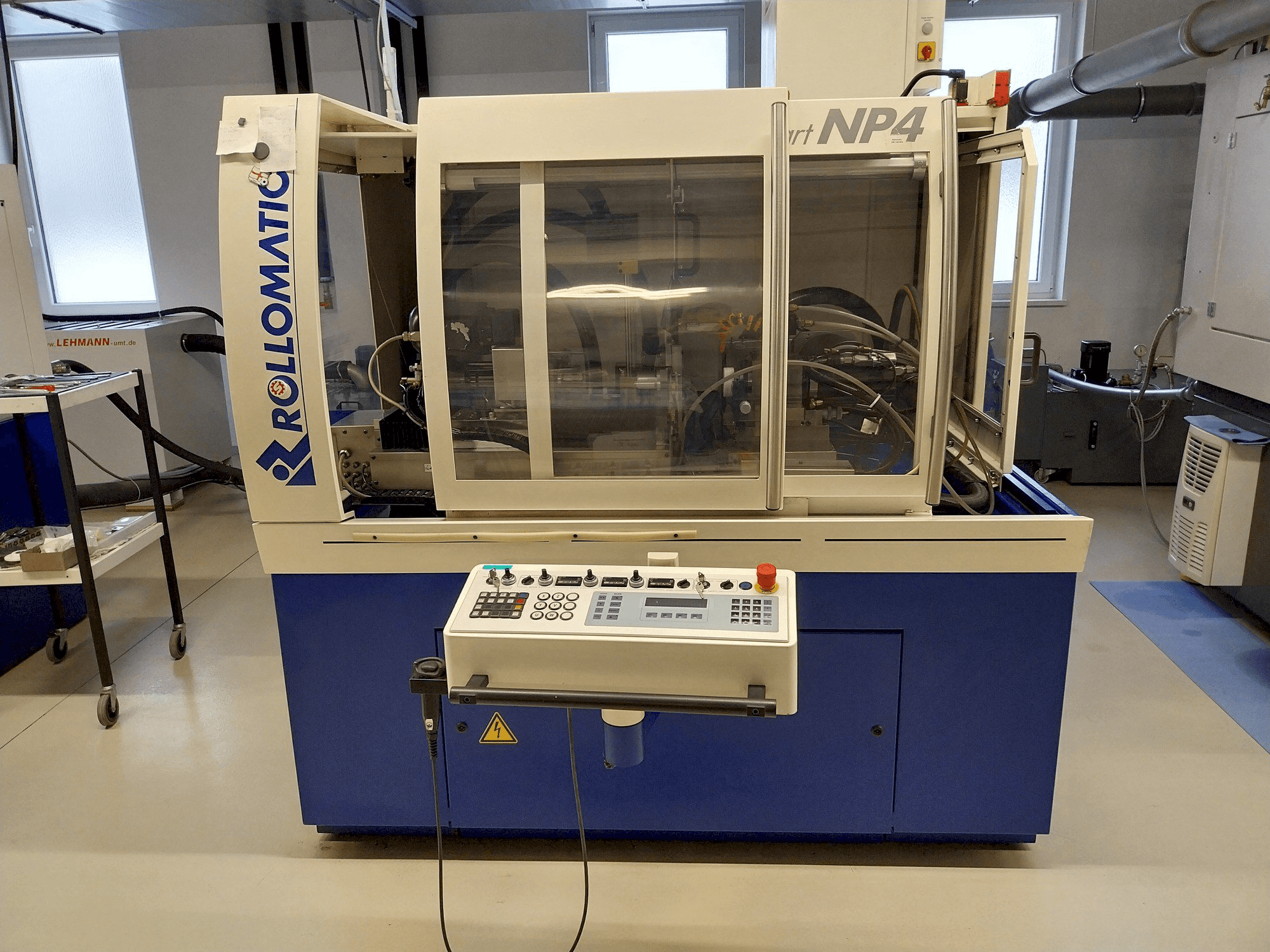 ROLLOMATIC NP4-maskinen framifrån