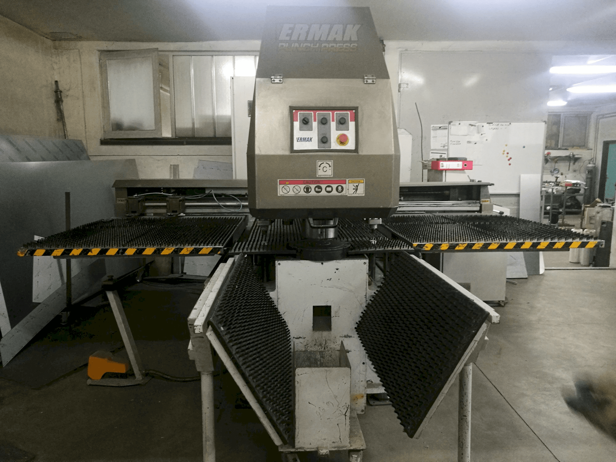 ERMAKSAN RPP 127-30-maskinen framifrån