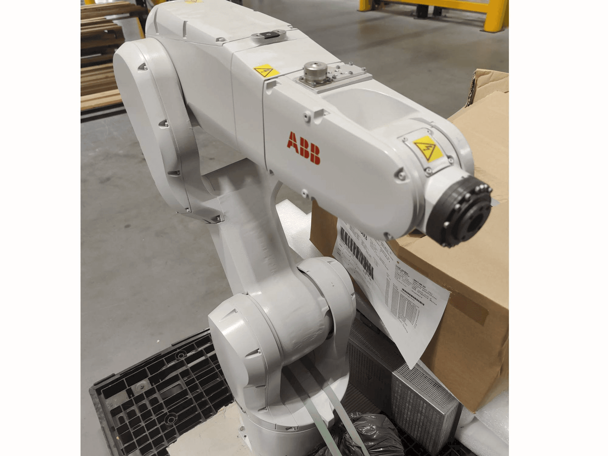 ABB IRB1200-maskinen framifrån