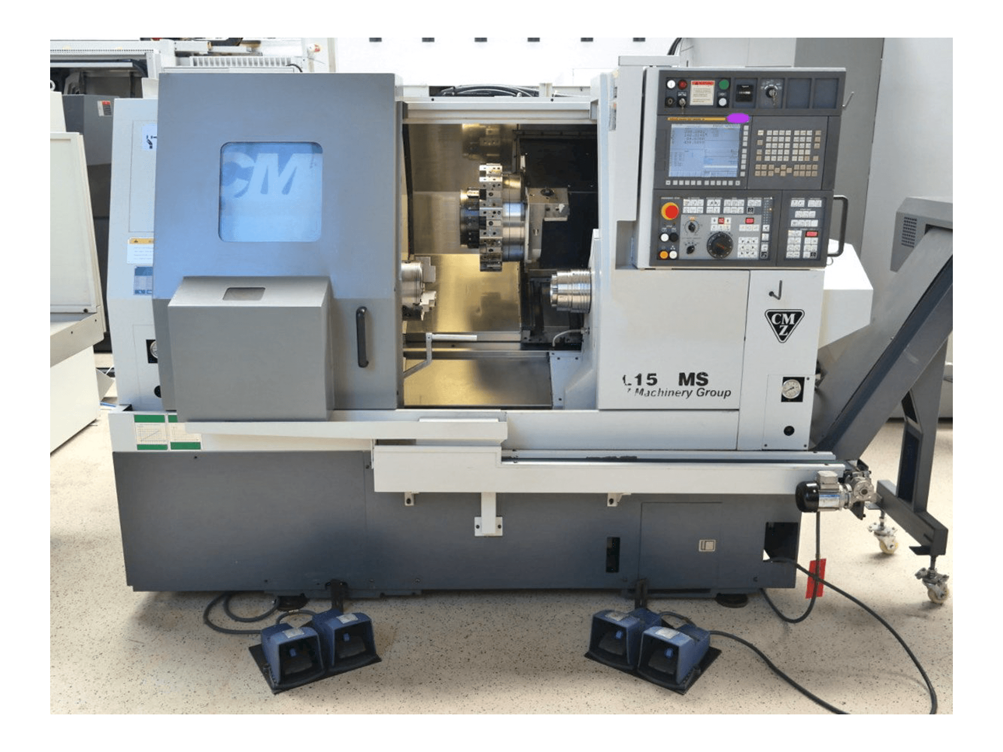 CMZ TL 15 SMC-maskinen framifrån