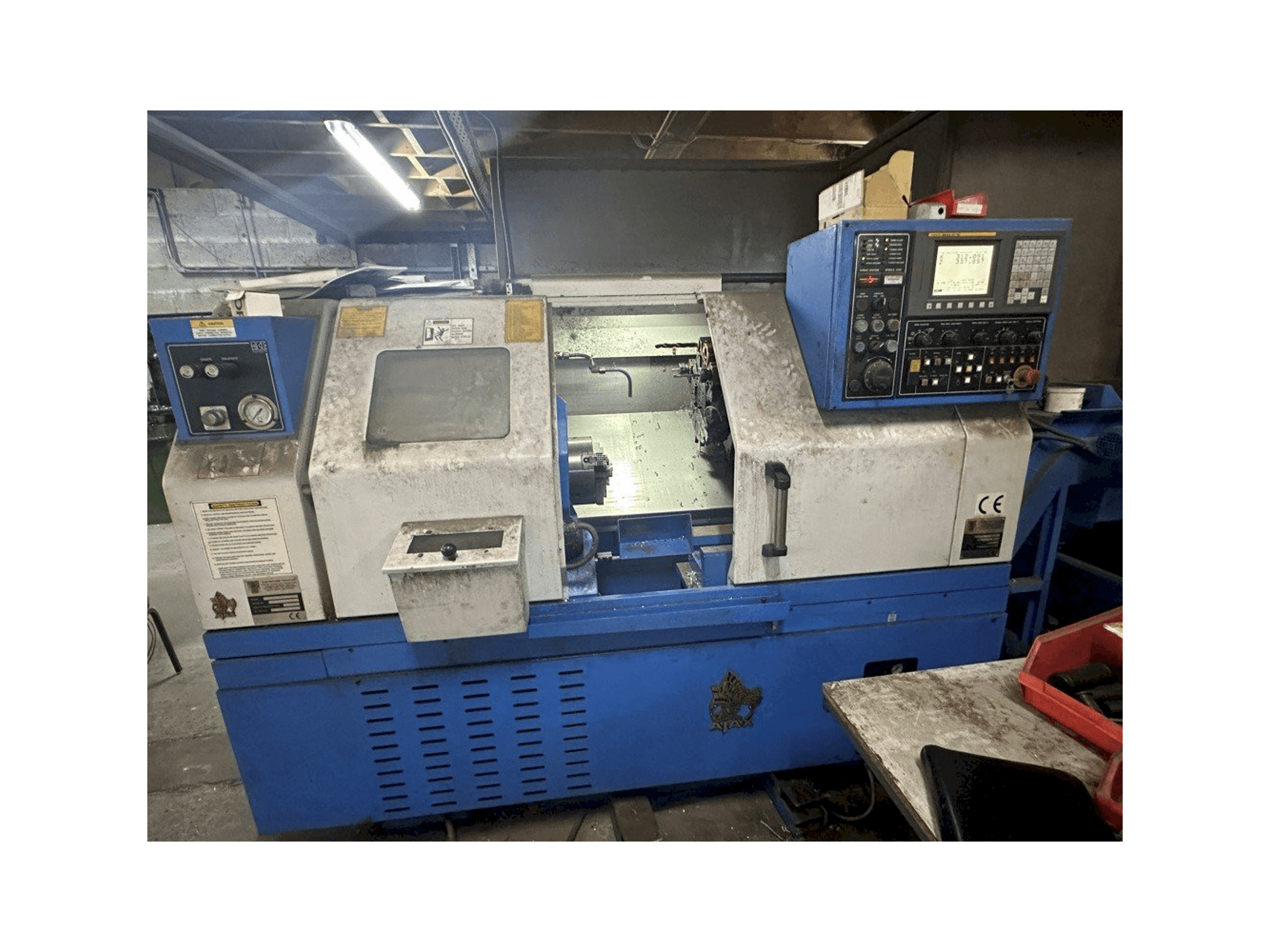 AJAX AJSB 200-63-maskinen framifrån