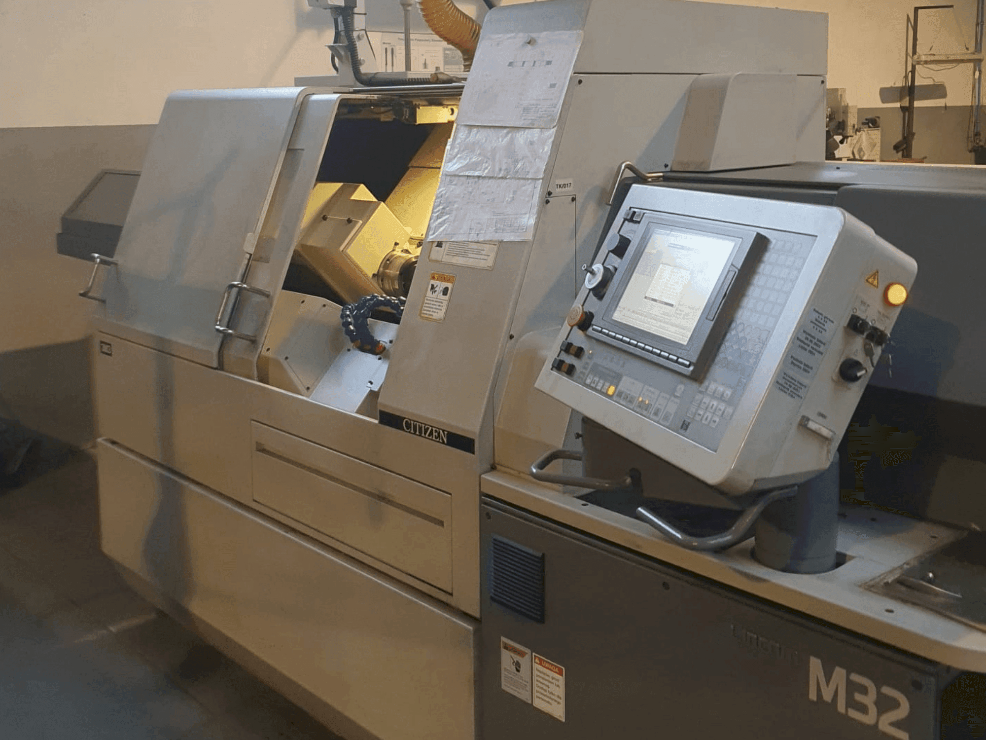 Citizen M32-maskinen framifrån