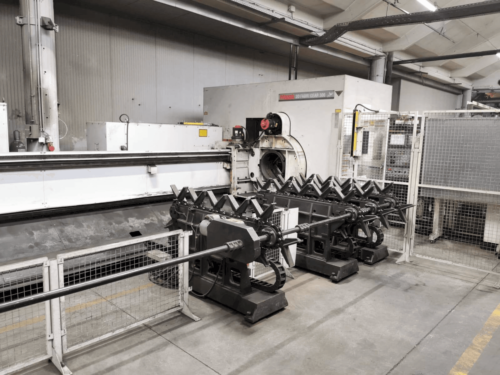Mazak 3D Fabri Gear 300V-maskinen framifrån