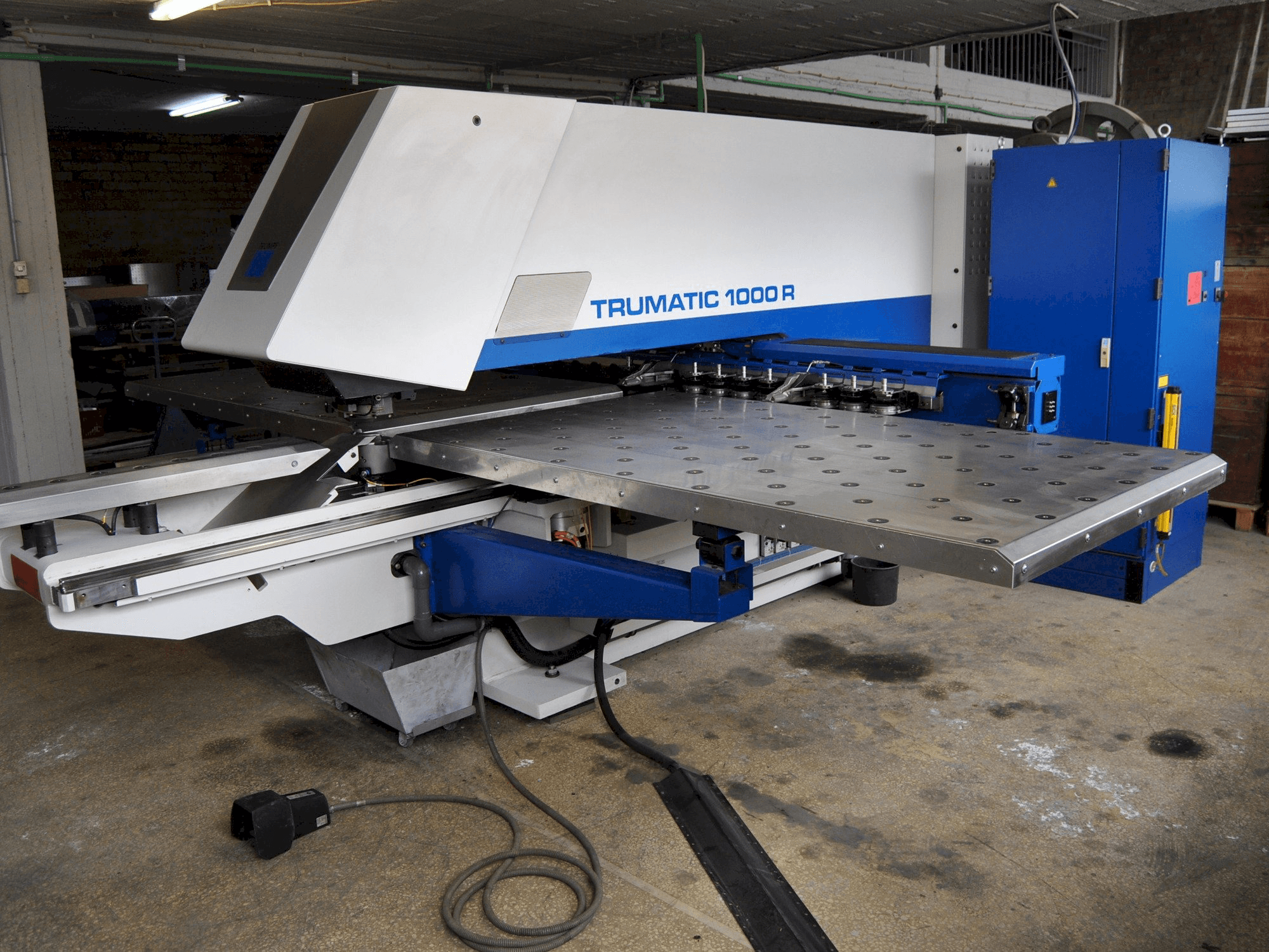 Trumpf Trumatic 1000 R-maskinen framifrån
