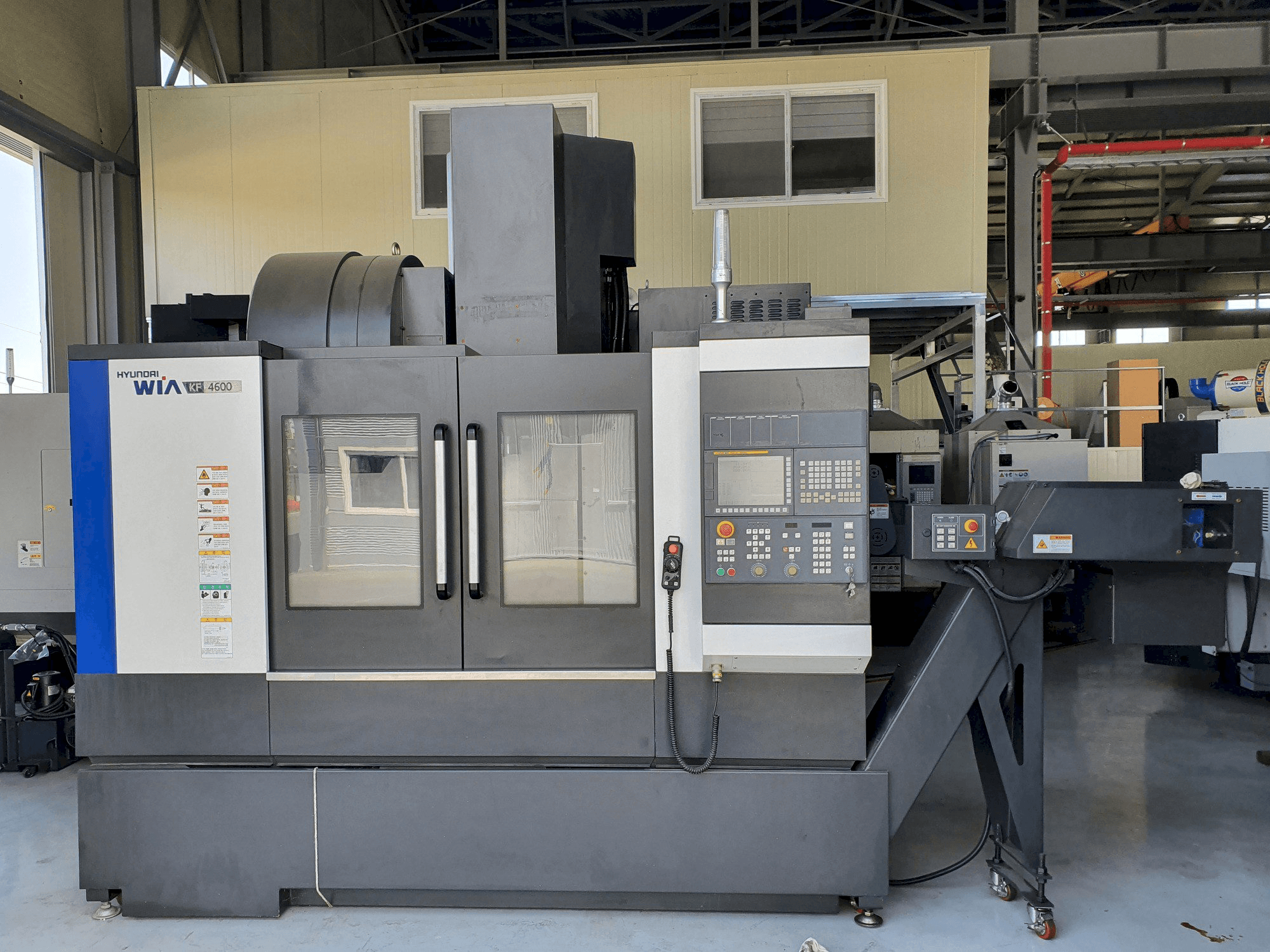 Hyundai Wia KF4600-maskinen framifrån