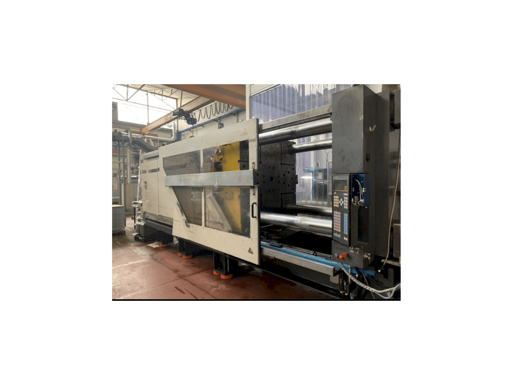 OiMA STRATOS 8500/900 S-maskinen framifrån