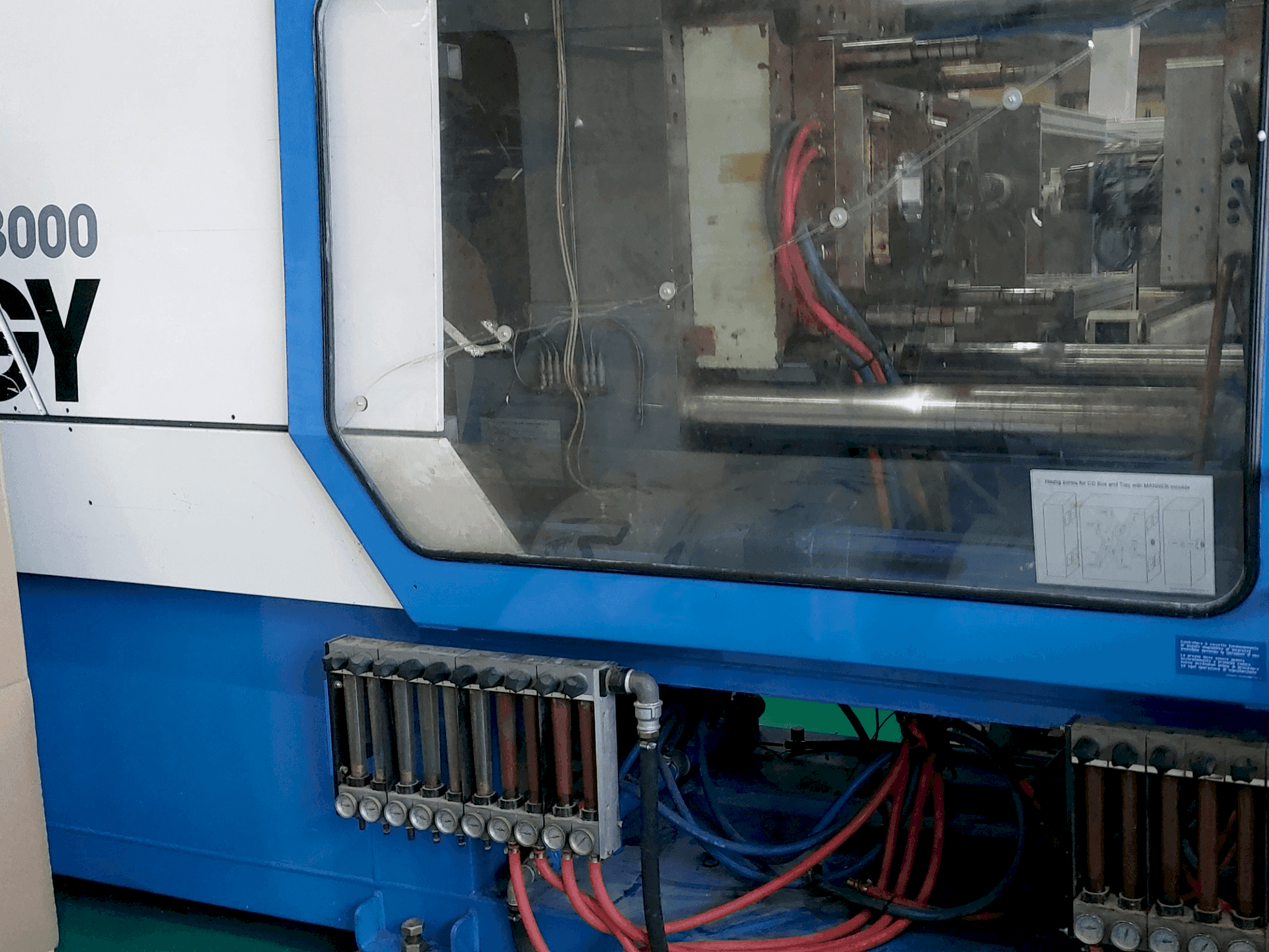 Netstal S 300 – 1700-maskinen framifrån