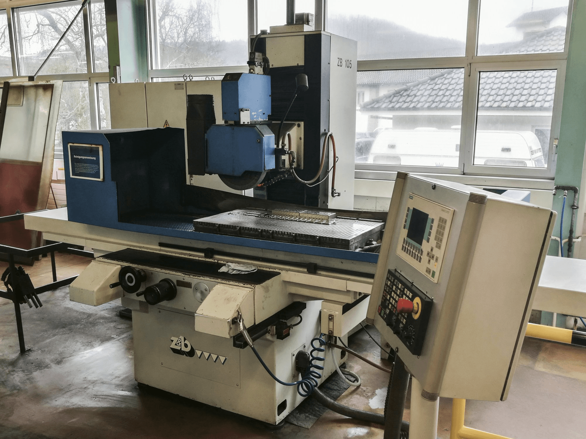 ZIERSCH & BALTRUSCH-maskinen framifrånNC-SUPERPLUS ZB 105