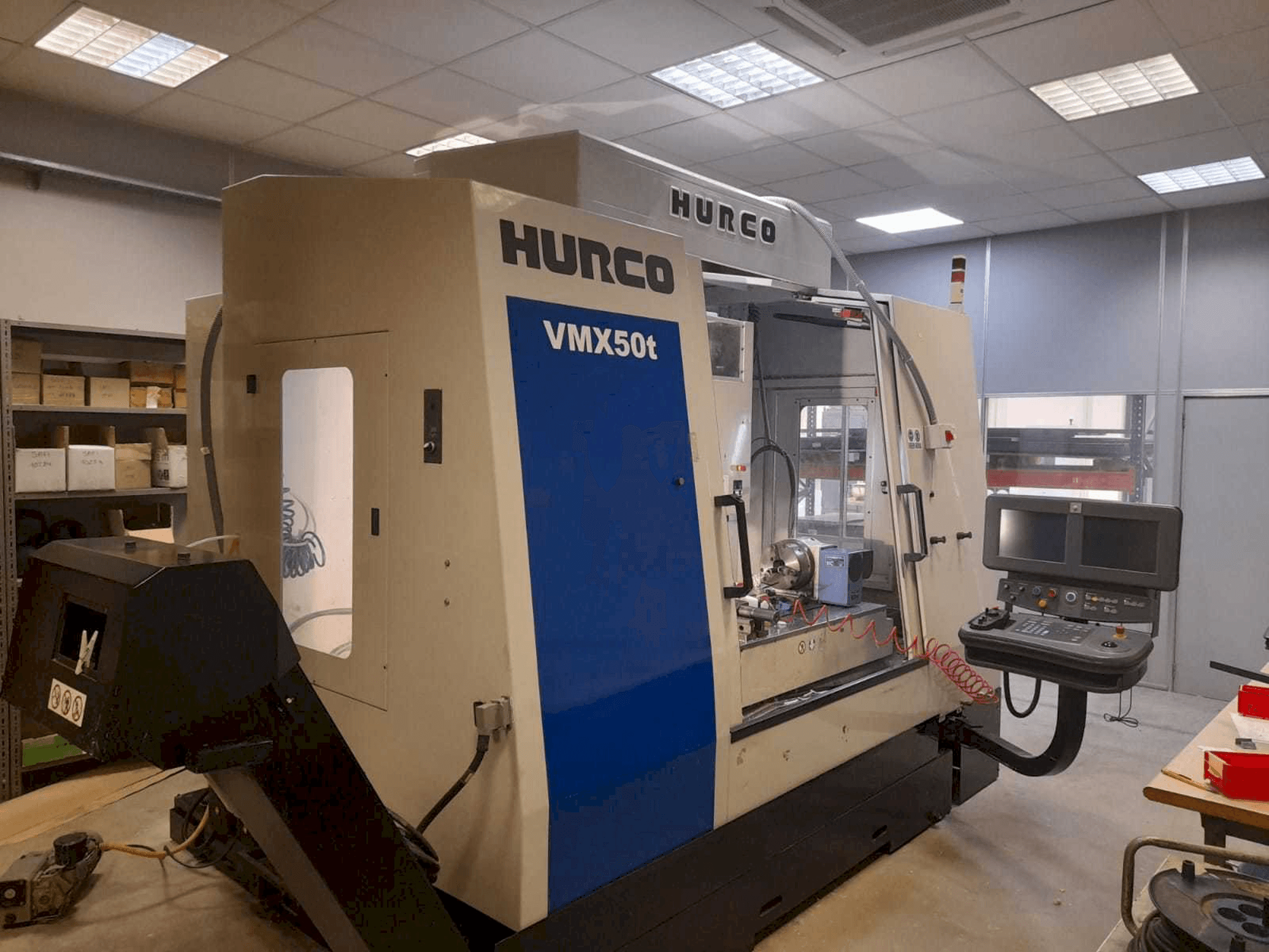 Hurco VMX50T-maskinen framifrån