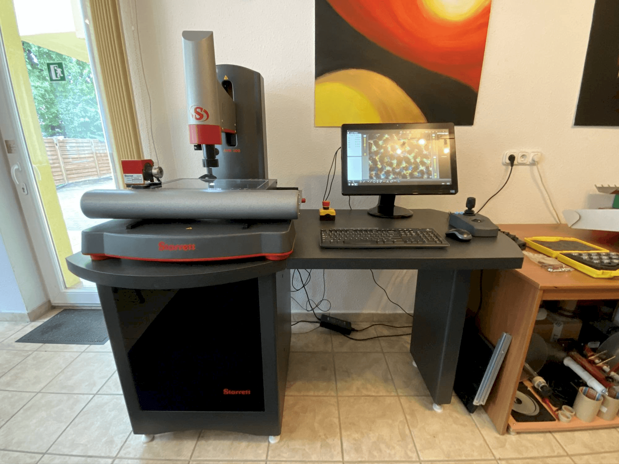 Starrett AVR 300-maskinen framifrån