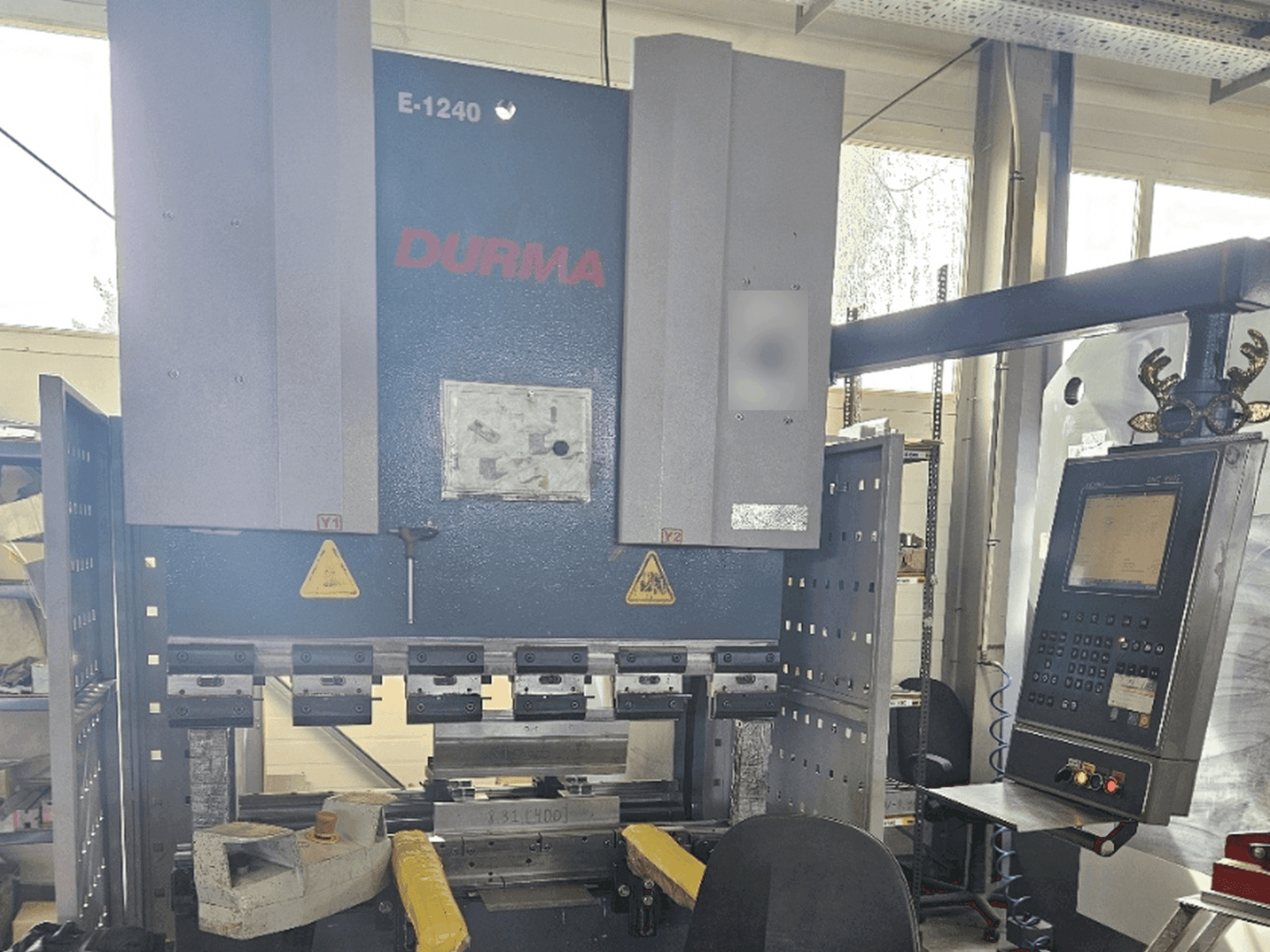 Durma E 1240-maskinen framifrån