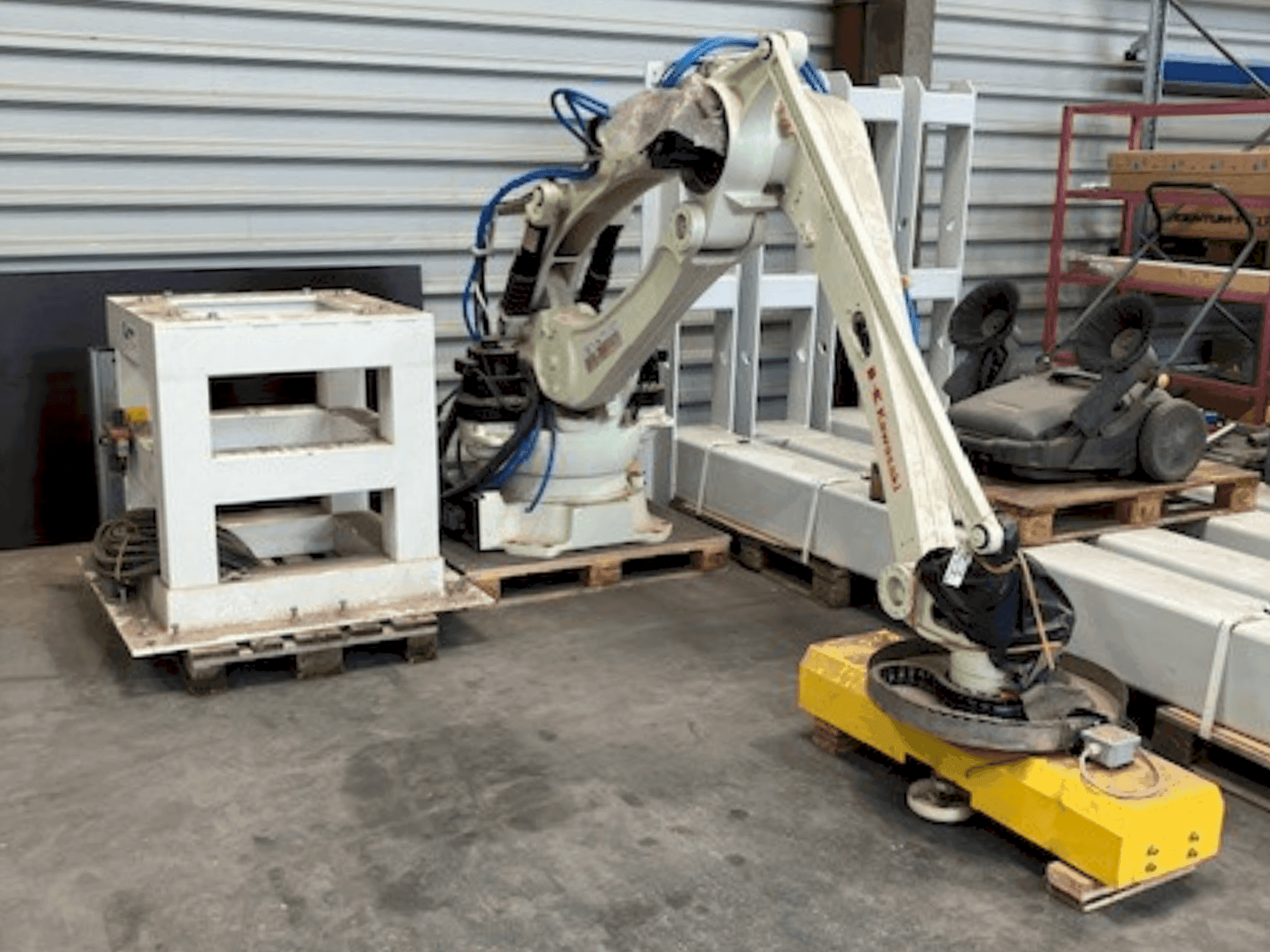 Kawasaki 3CP180L-AC03 (2018)-maskinen framifrån