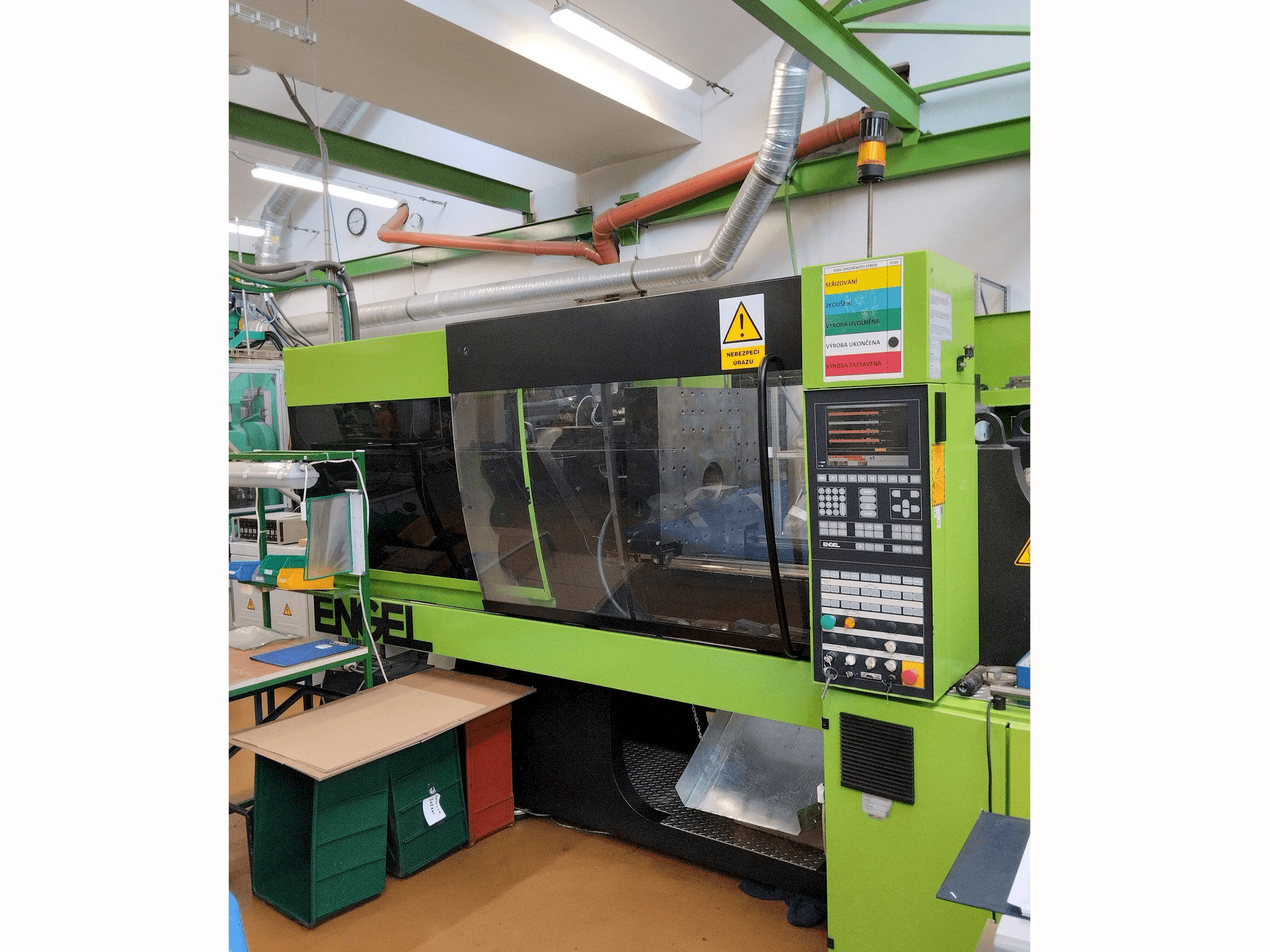 Engel Victory 750/150 Tech-maskinen framifrån