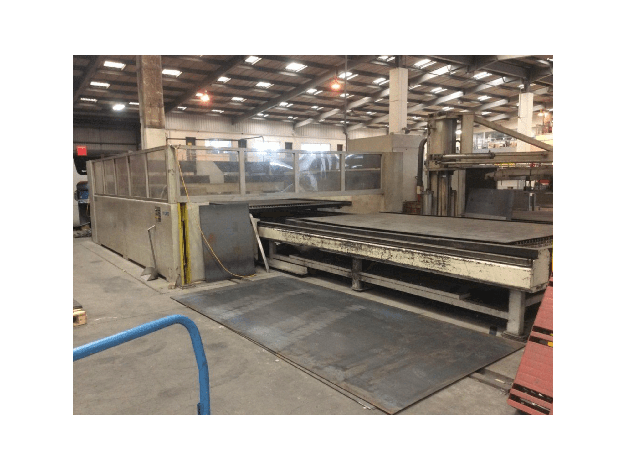 LVD Implus 4030-maskinen framifrån