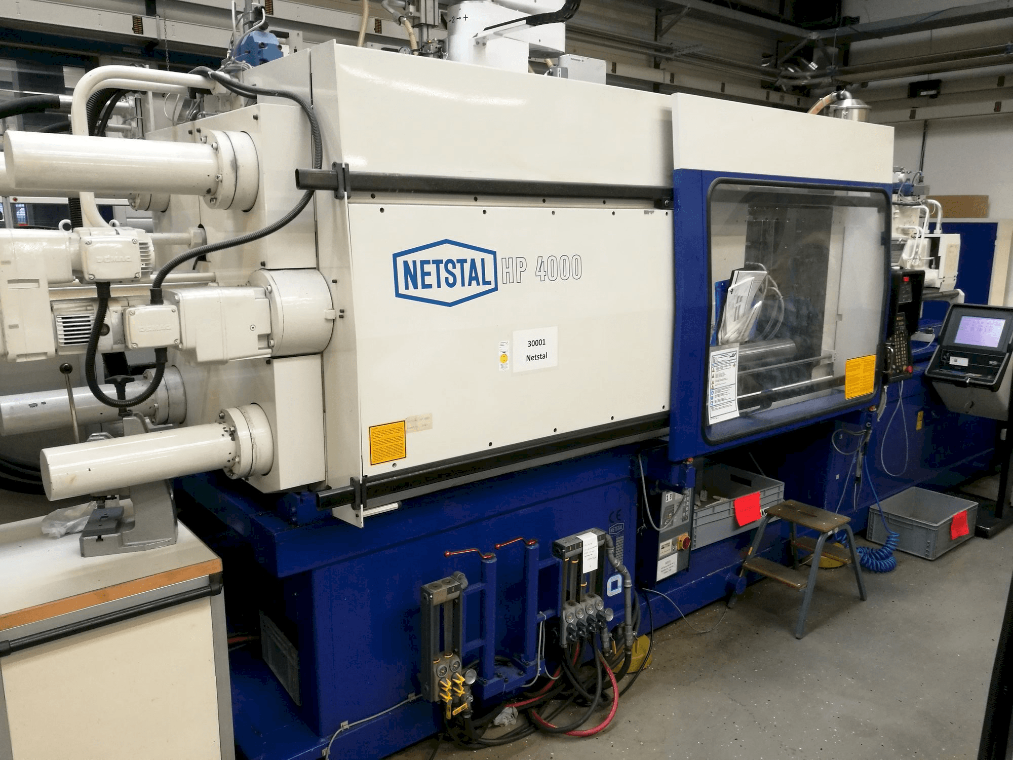 Netstal HP4000/445-445-maskinen framifrån