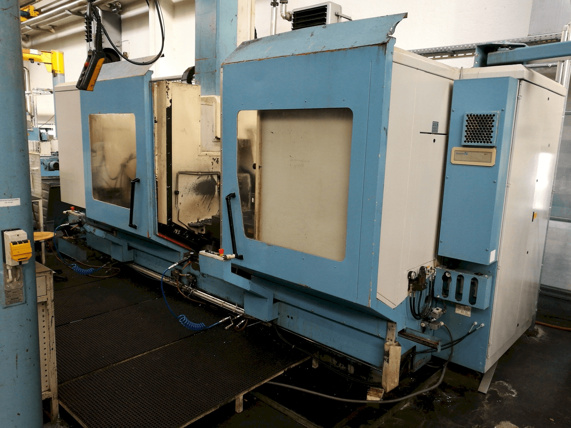 HEDELIUS BC60/50-2500-maskinen framifrån