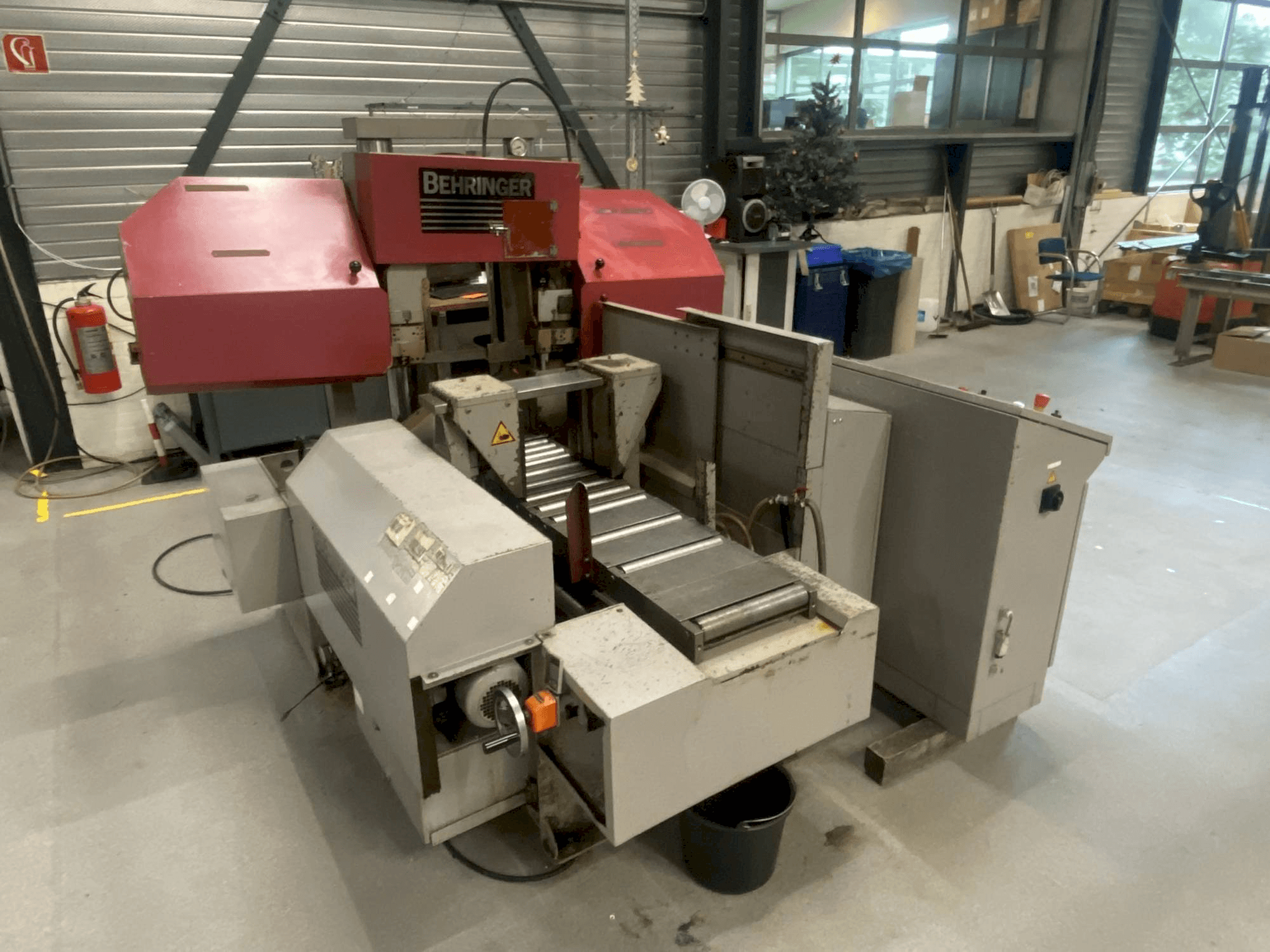 Behringer HPB 303A-maskinen framifrån