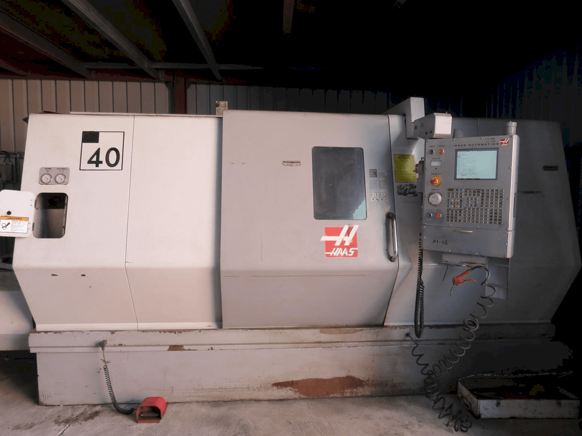 HAAS SL-40-maskinen framifrån