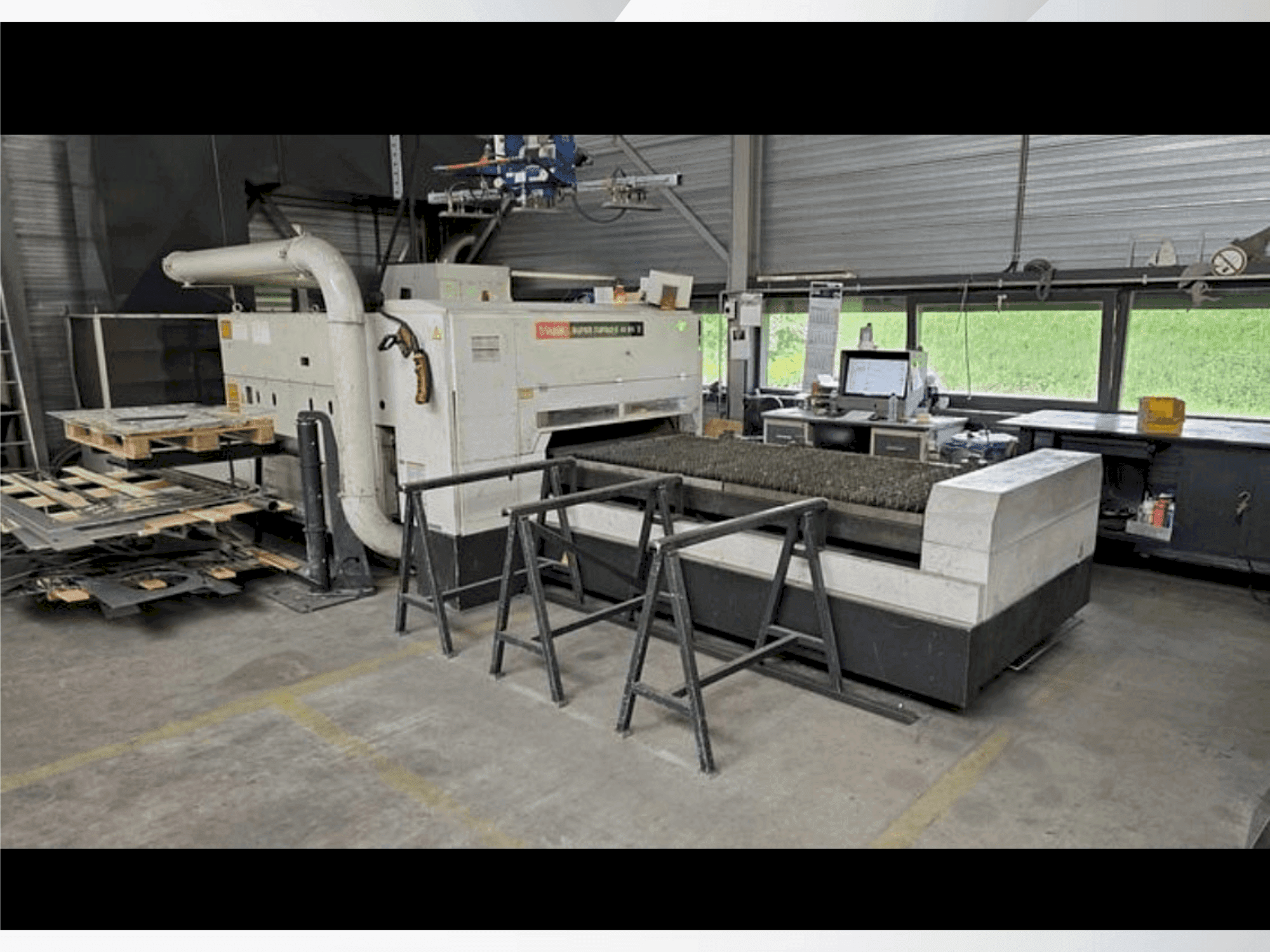 Mazak Super Turbo-X 48 MK II-maskinen framifrån