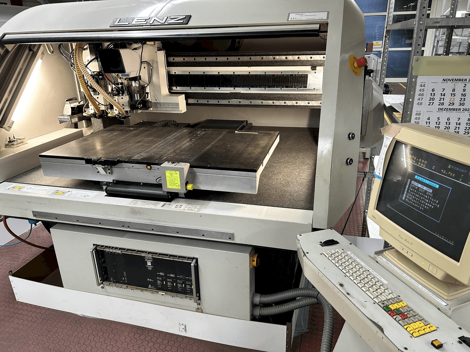 LENZ DLG960 1+1-maskinen framifrån