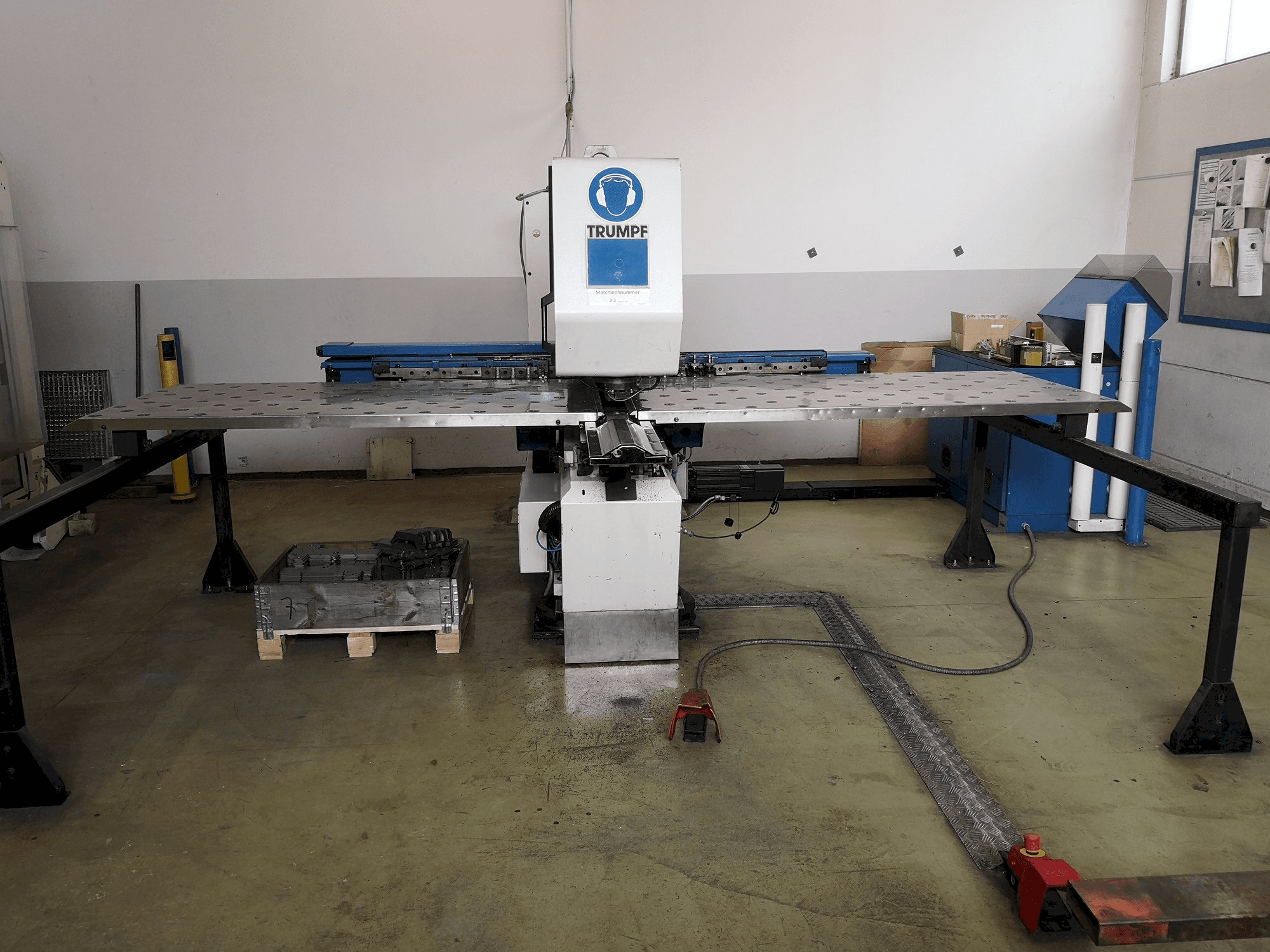 Trumpf Trumatic 160R-maskinen framifrån