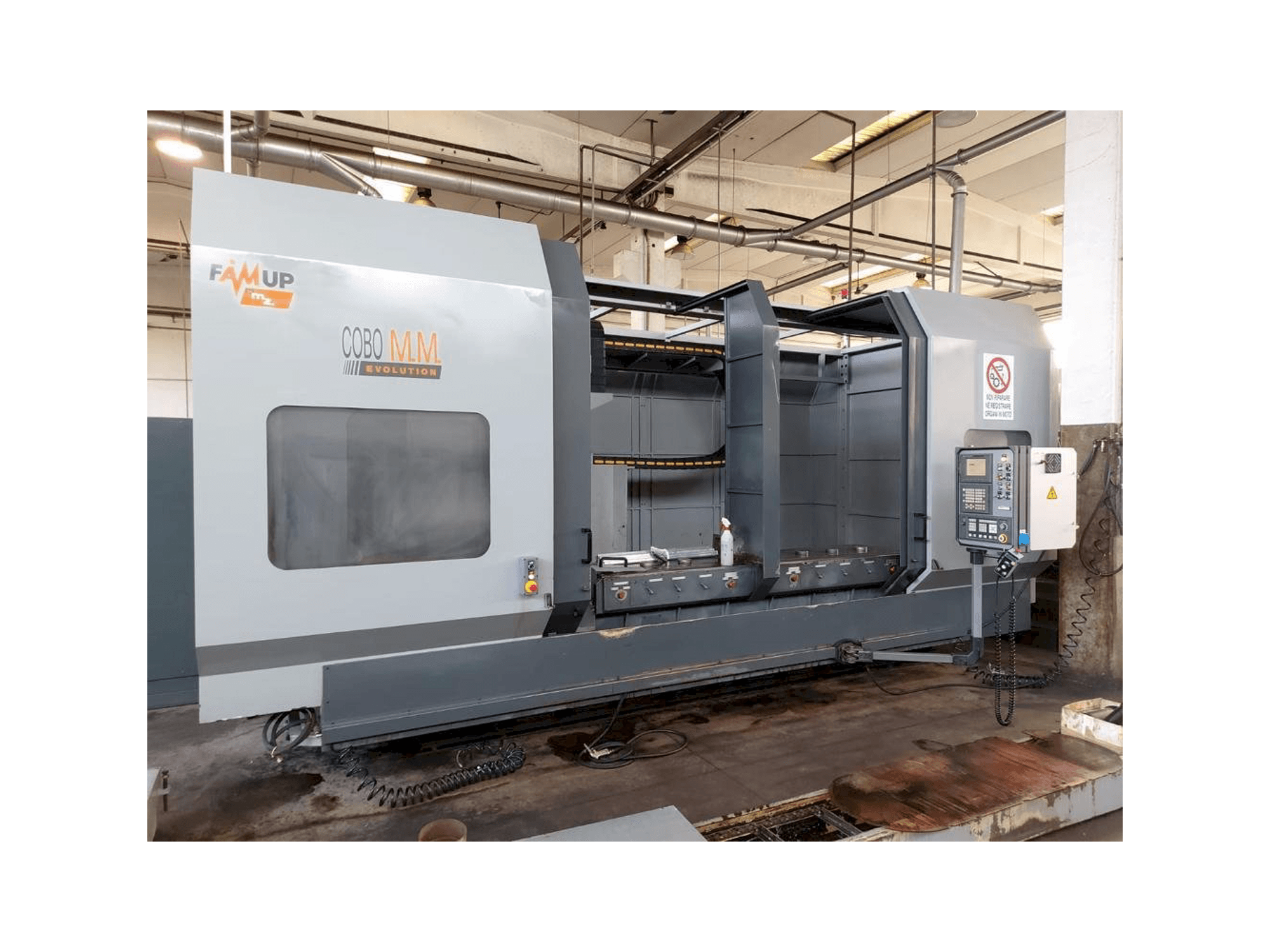 FAMUP COBO 3000-maskinen framifrån