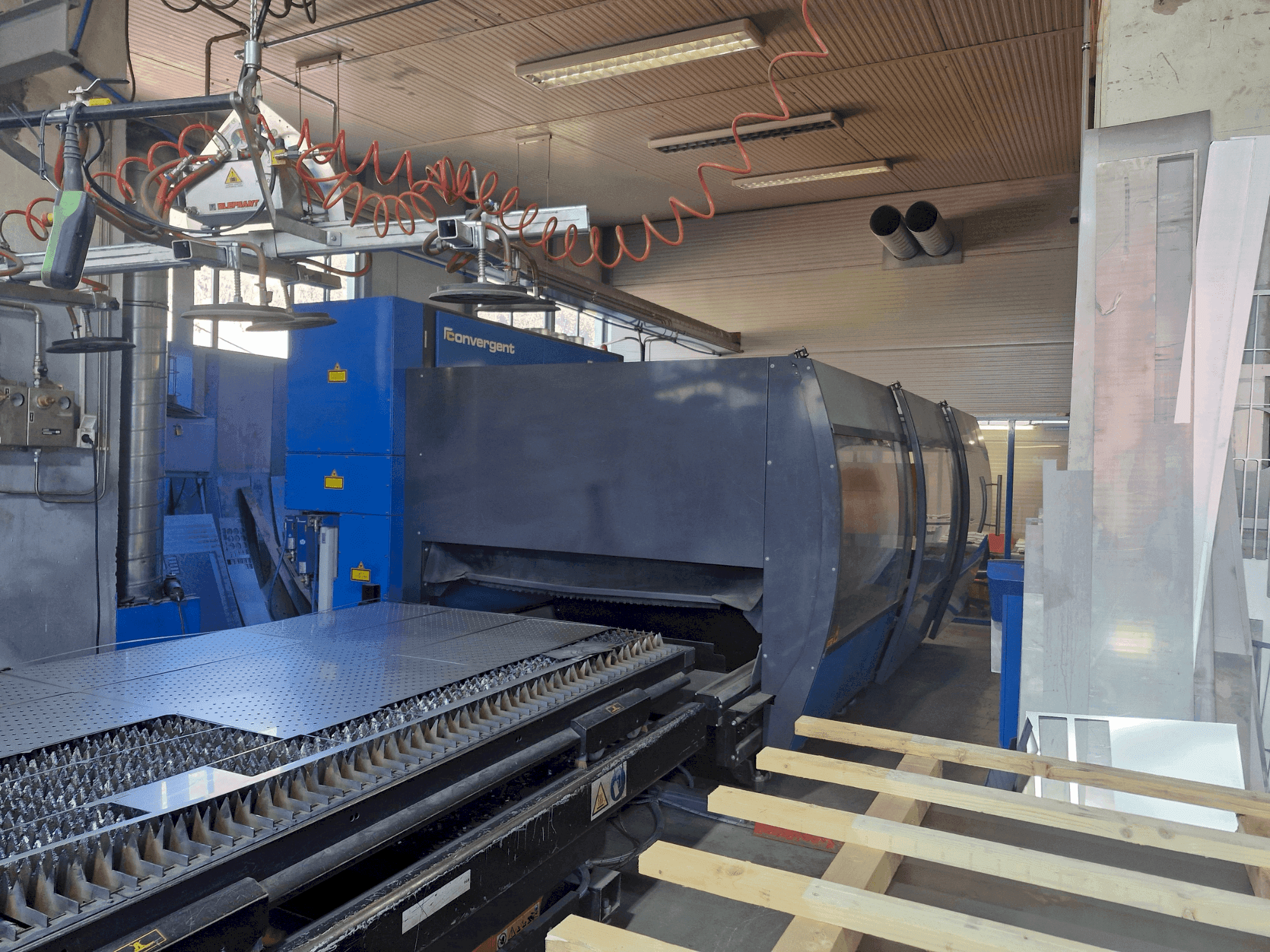 Prima Power Platino 1530 (2017) (2017)-maskinen framifrån