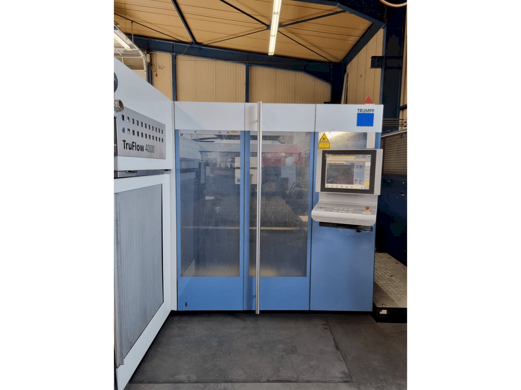 Trumpf TruLaser 3030-maskinen framifrån