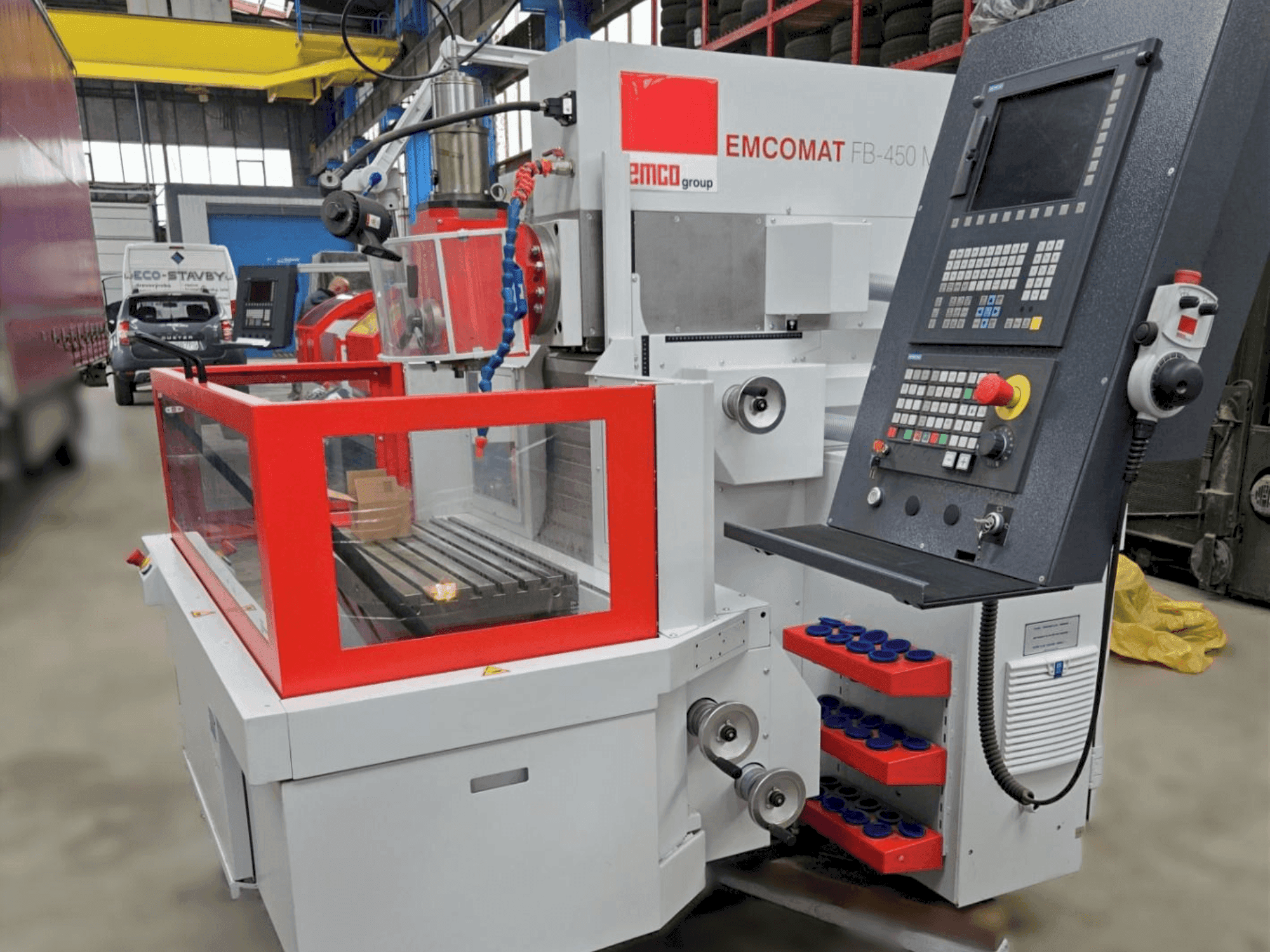 EMCO Emcomat FB-450 MC-maskinen framifrån