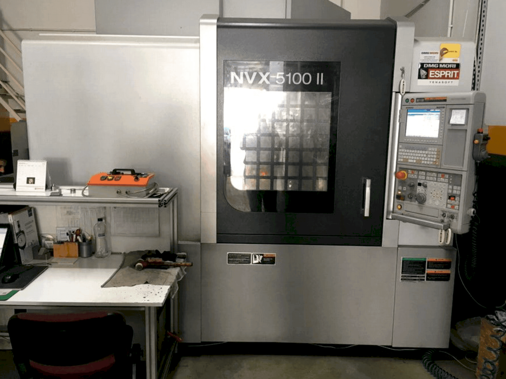 DMG Mori Seiki NVX-5100 II-maskinen framifrån