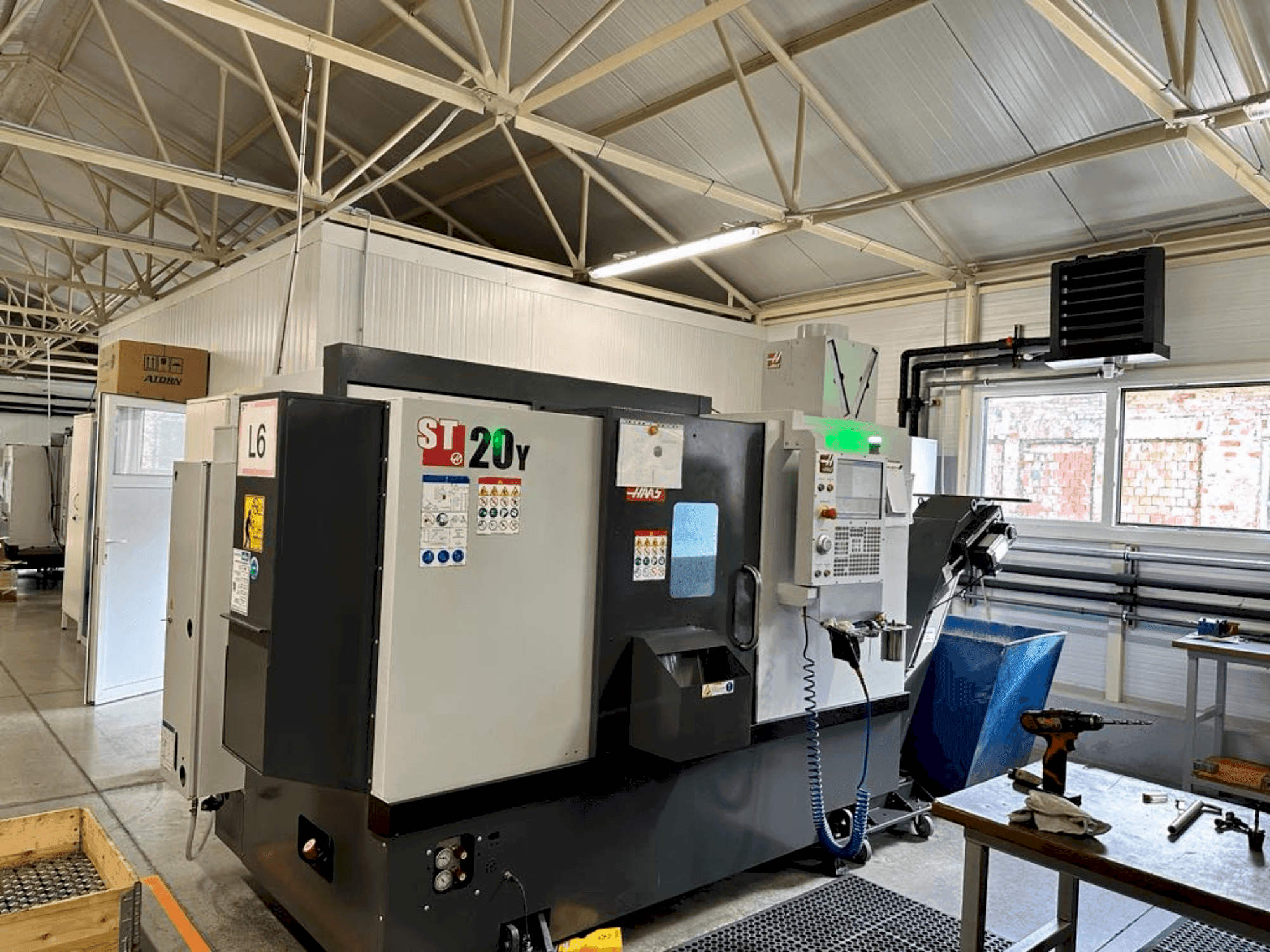 HAAS ST-20Y-maskinen framifrån