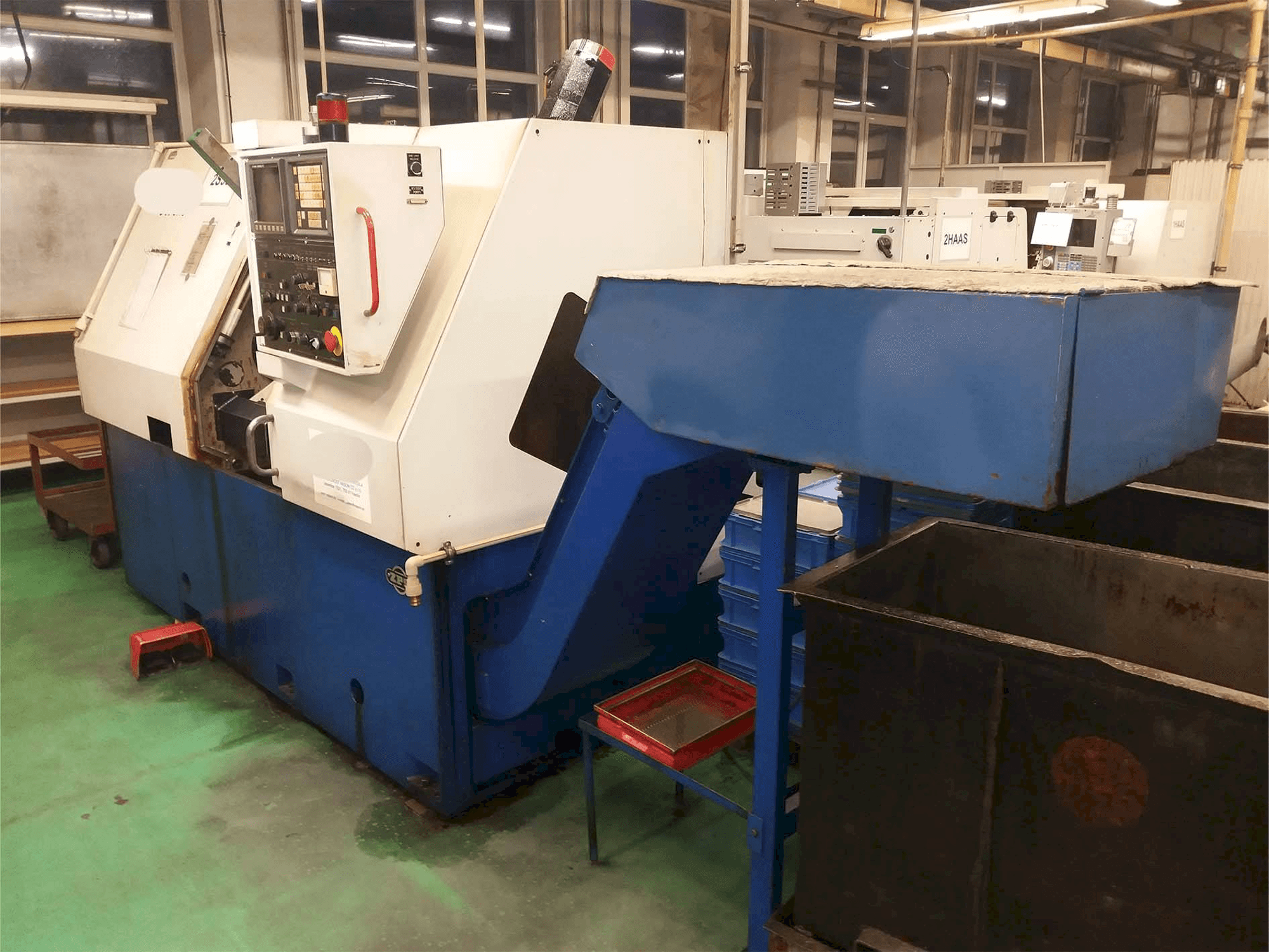 ZPS S-50 CNC-maskinen framifrån