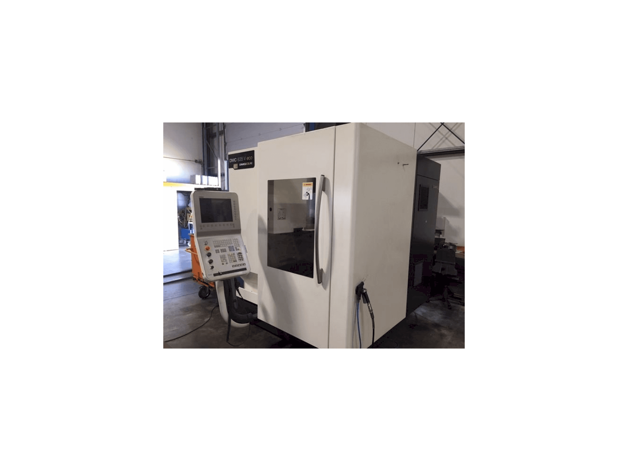 DECKEL MAHO DMC 635 eco-maskinen framifrån