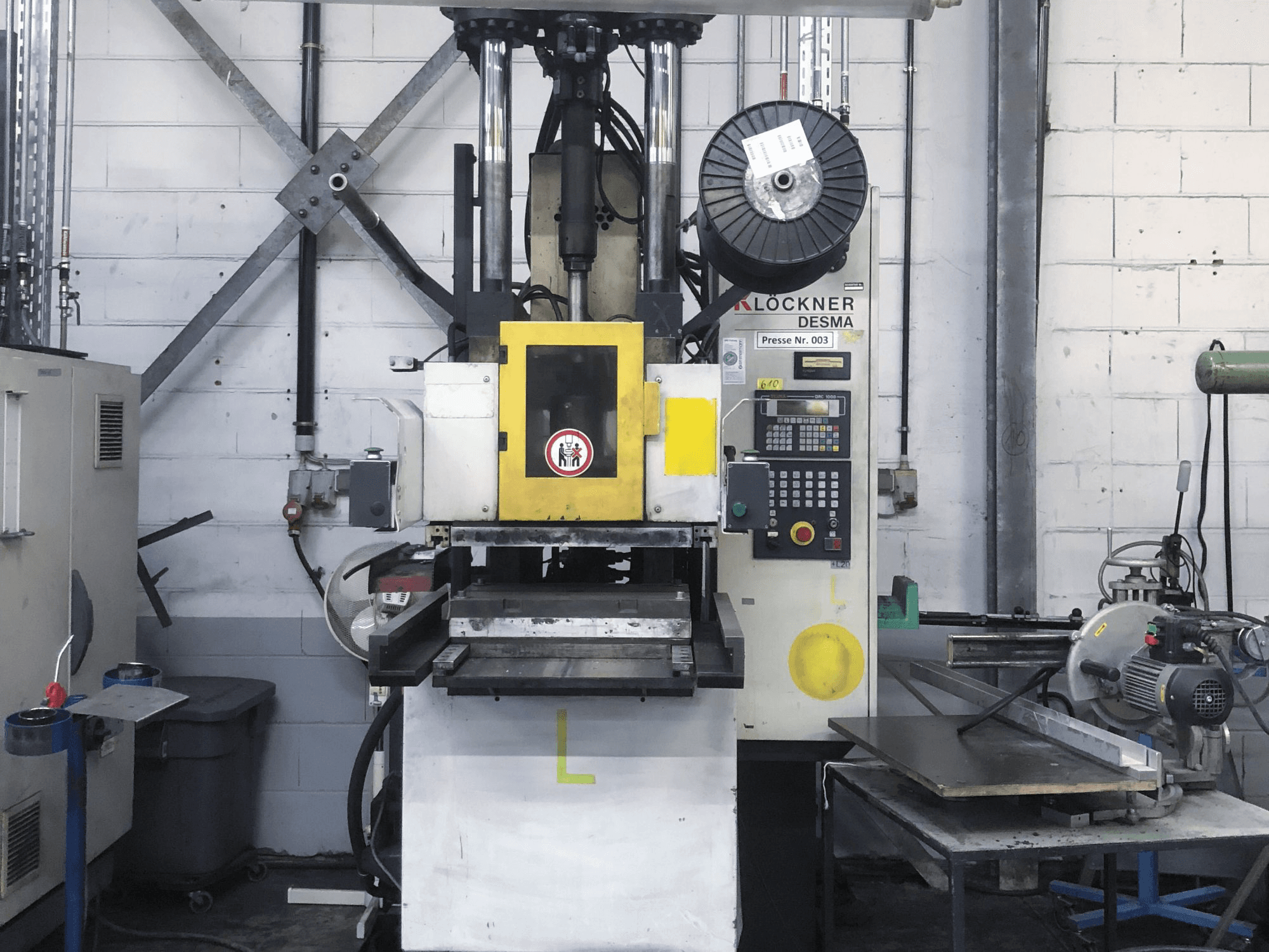 Kloeckner Desma-maskinen framifrån956.050 ZO