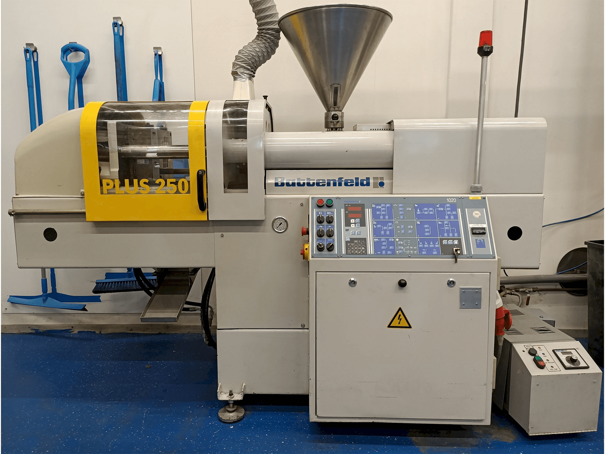 Battenfeld PLUS 250/50-maskinen framifrån
