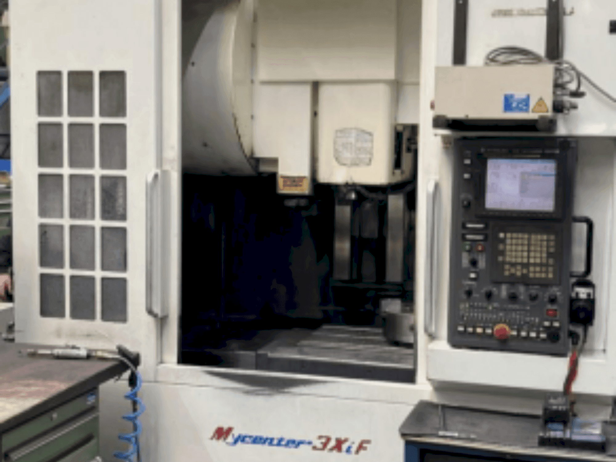 Kitamura 3XiF-maskinen framifrån